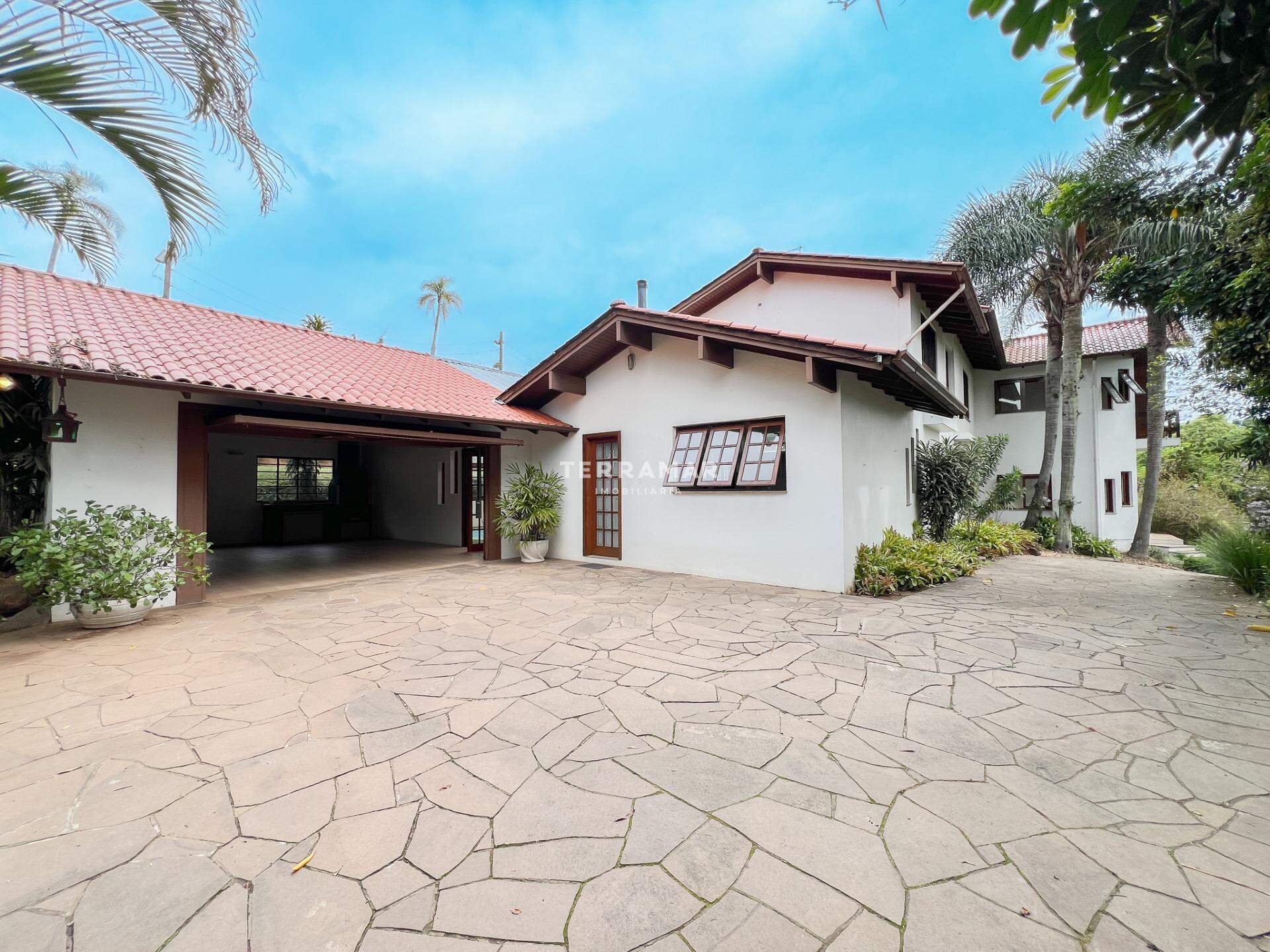 Casa à venda no Lomba Grande: 