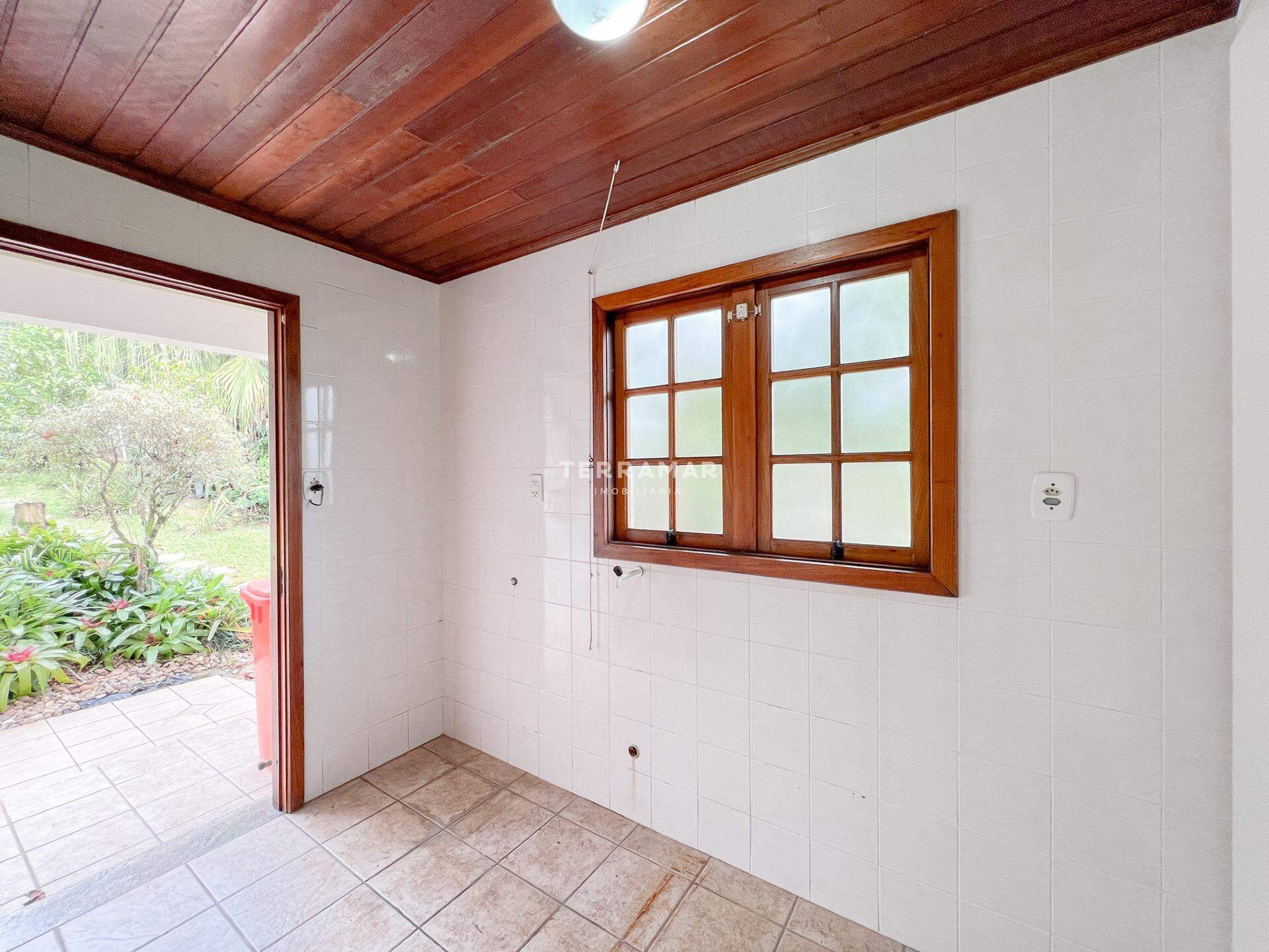 Casa para aluguel no Lomba Grande: