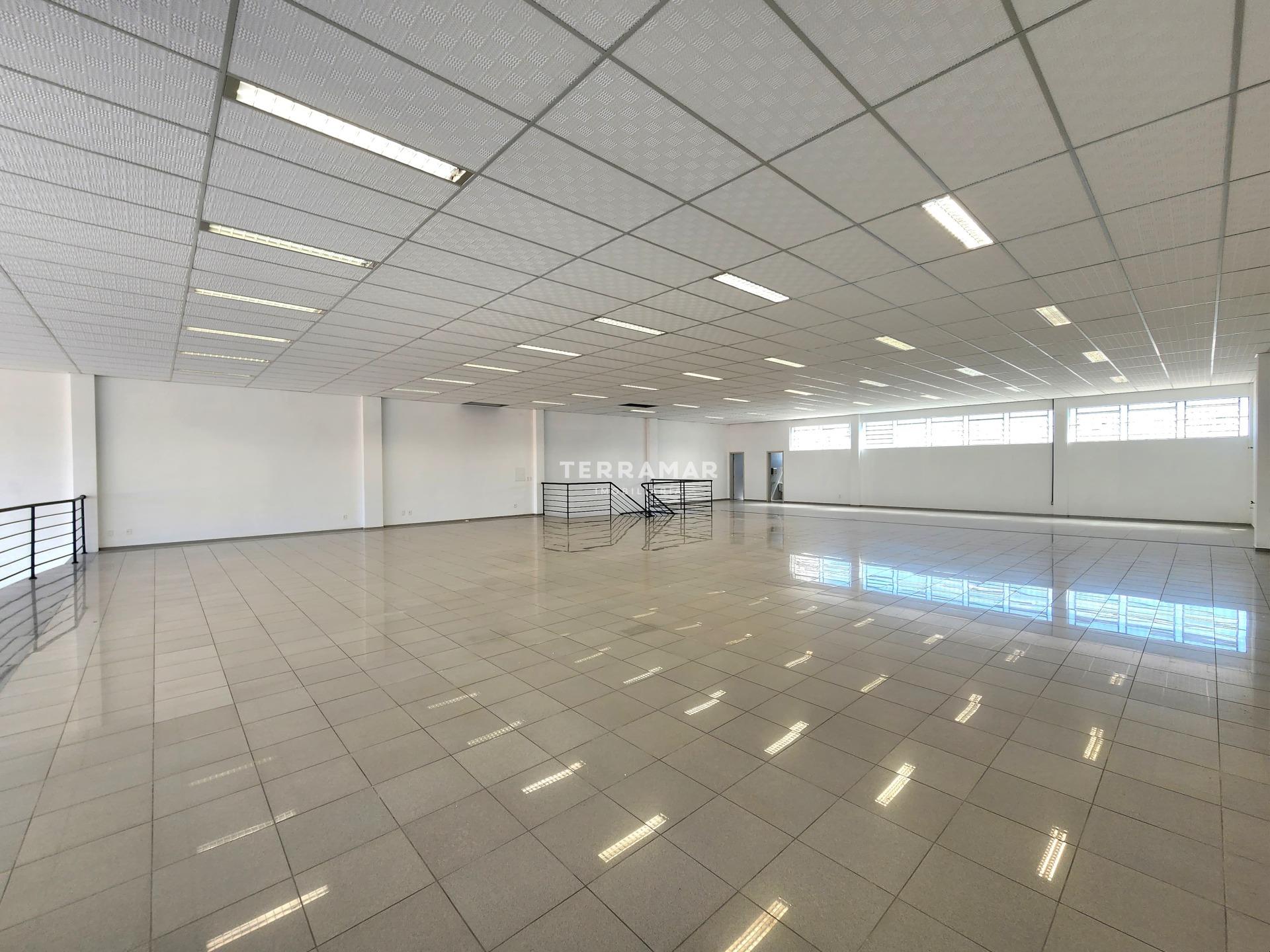 Prédio para aluguel no Canudos: 