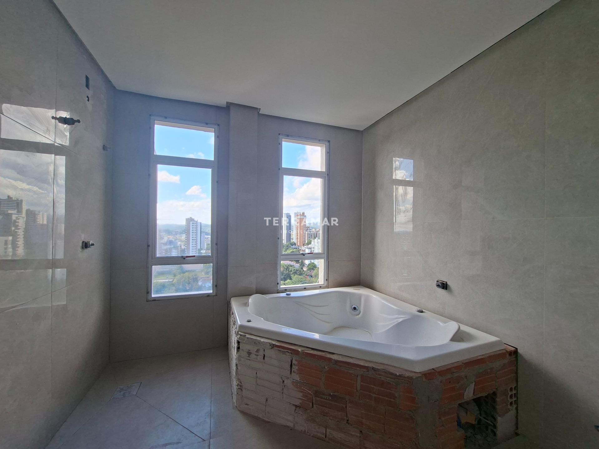 Cobertura à venda no Centro: 