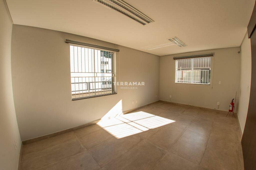 Casa Comercial para aluguel no Jardim Mauá: