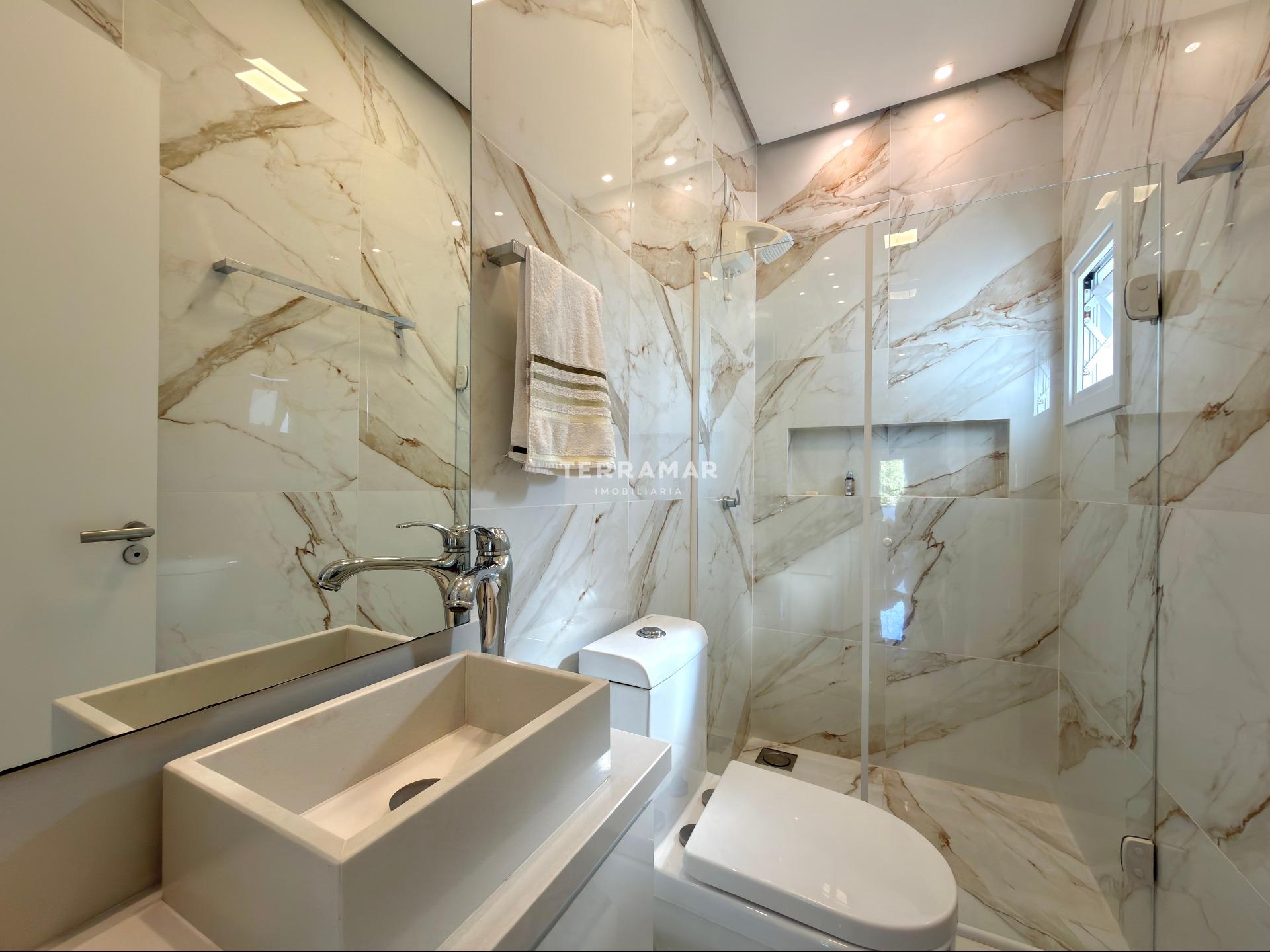 Casa à venda no Lomba Grande: 