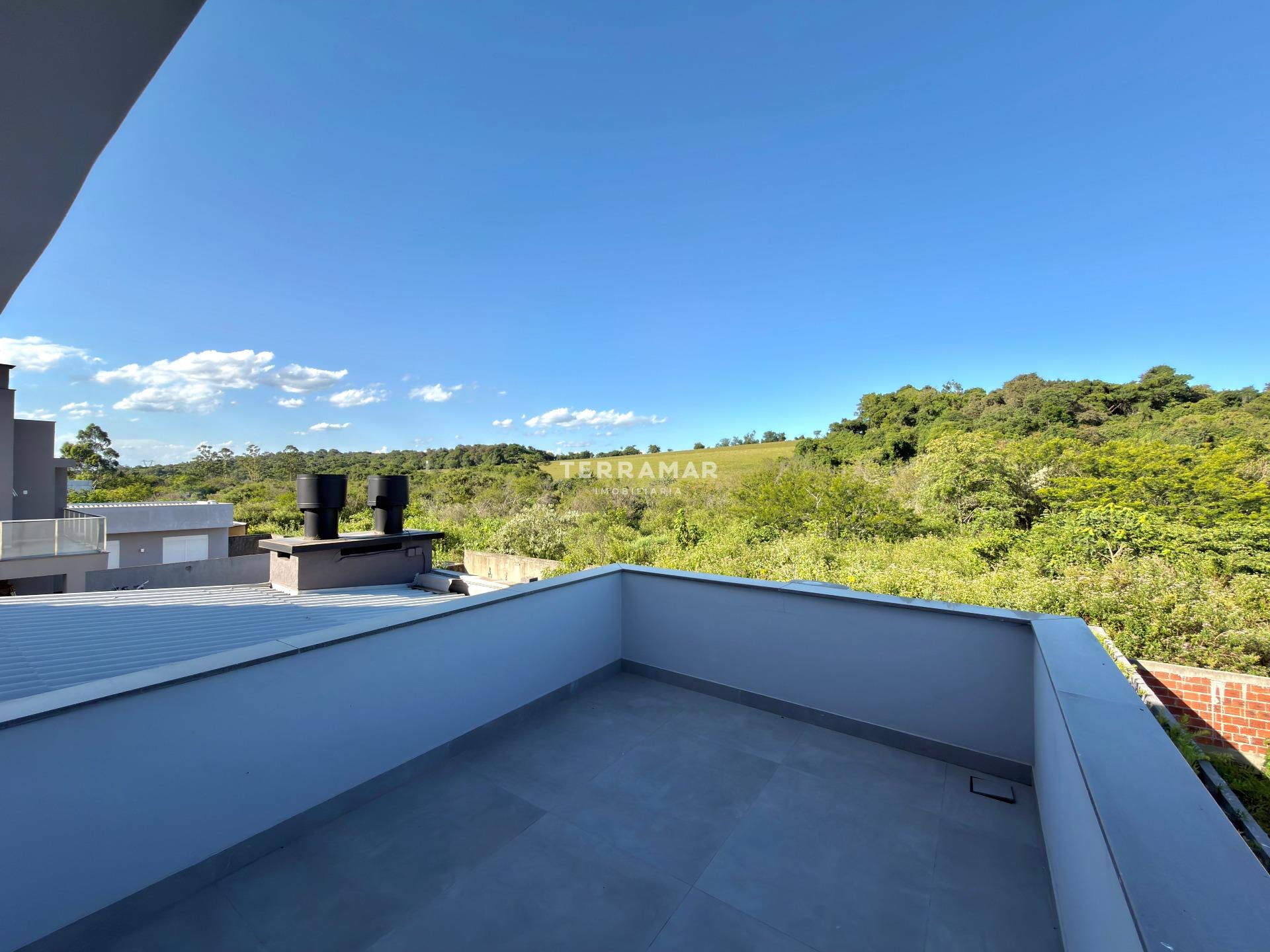 Casa à venda no Lomba Grande: 