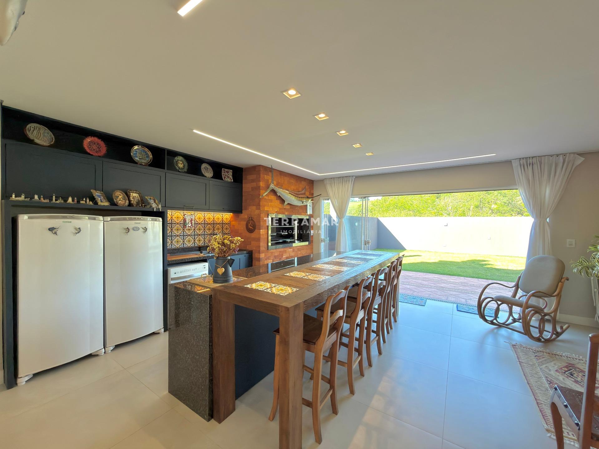 Casa à venda no Lomba Grande: 