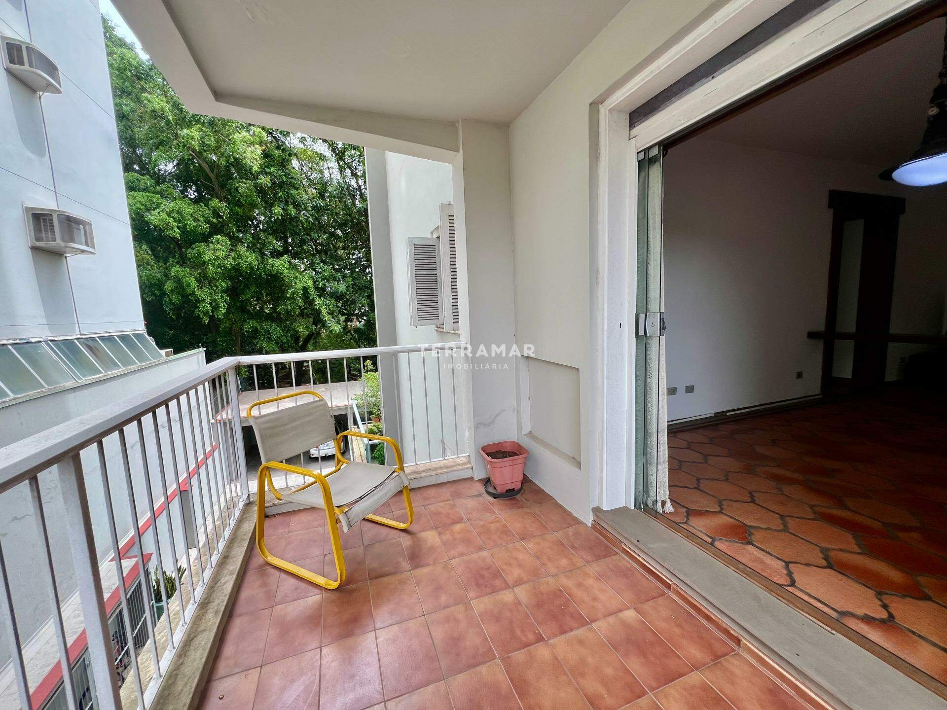 Apartamento para aluguel no Rio Branco: 