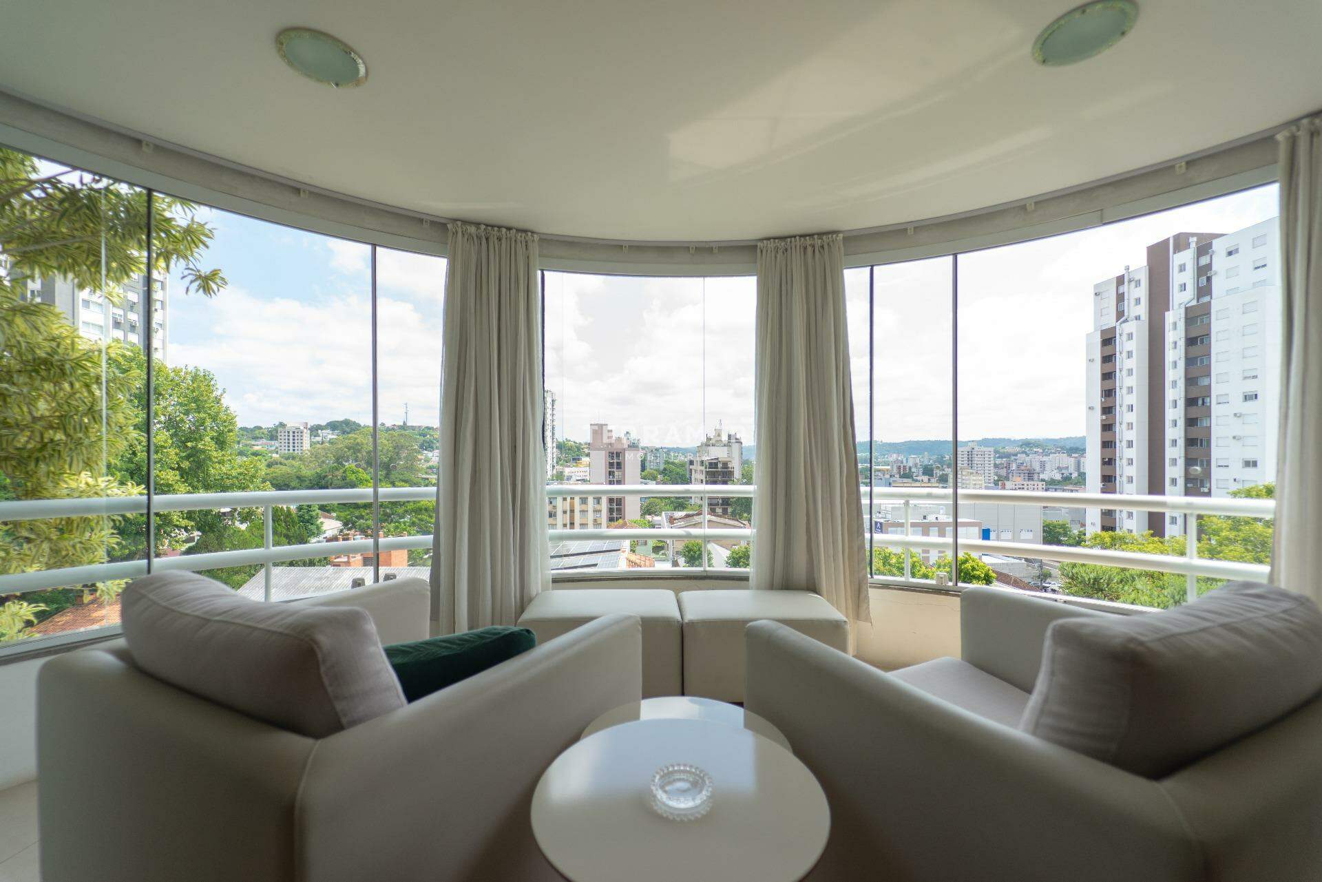 Apartamento à venda no Rio Branco: 