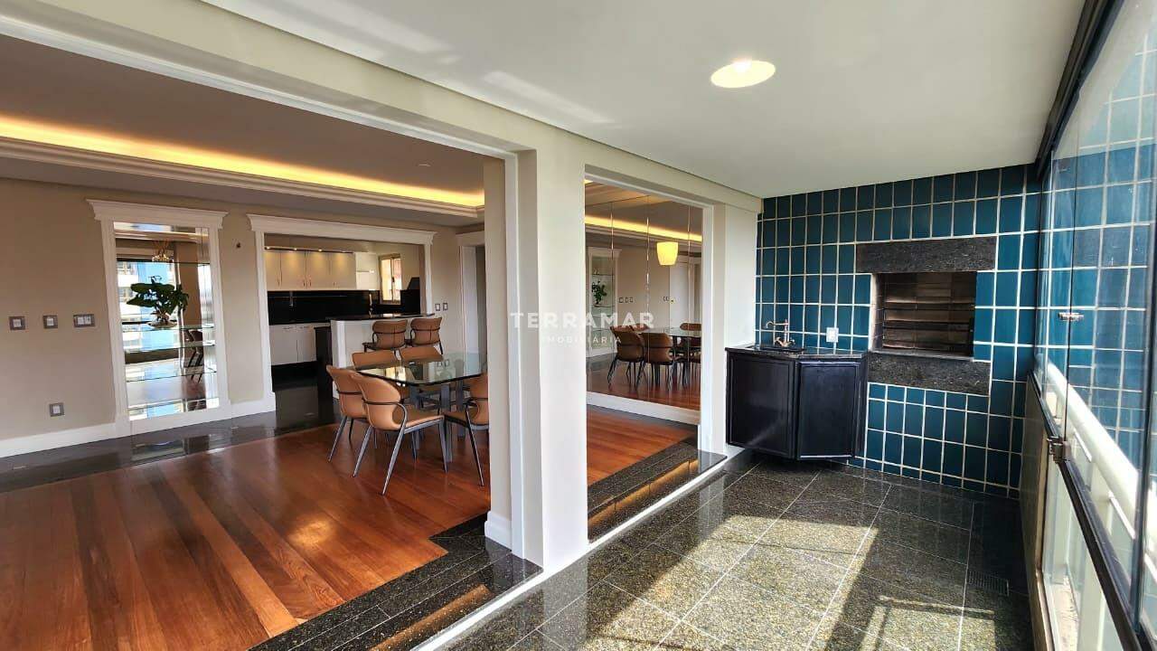 Apartamento para aluguel no Centro: 