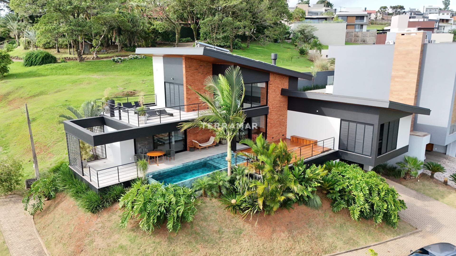 Casa em condomínio à venda no Encosta do Sol: 