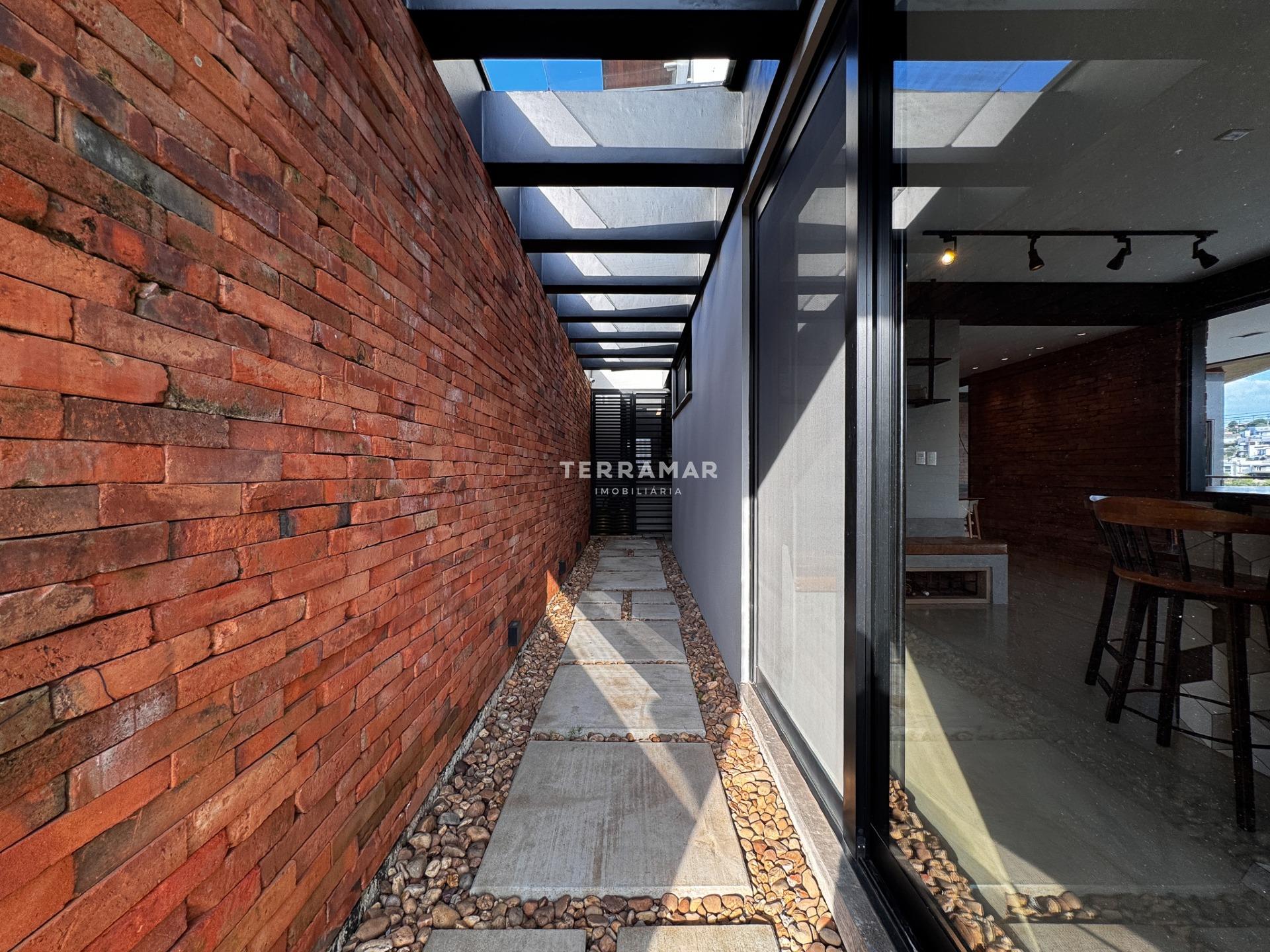 Casa em condomínio à venda no Encosta do Sol: