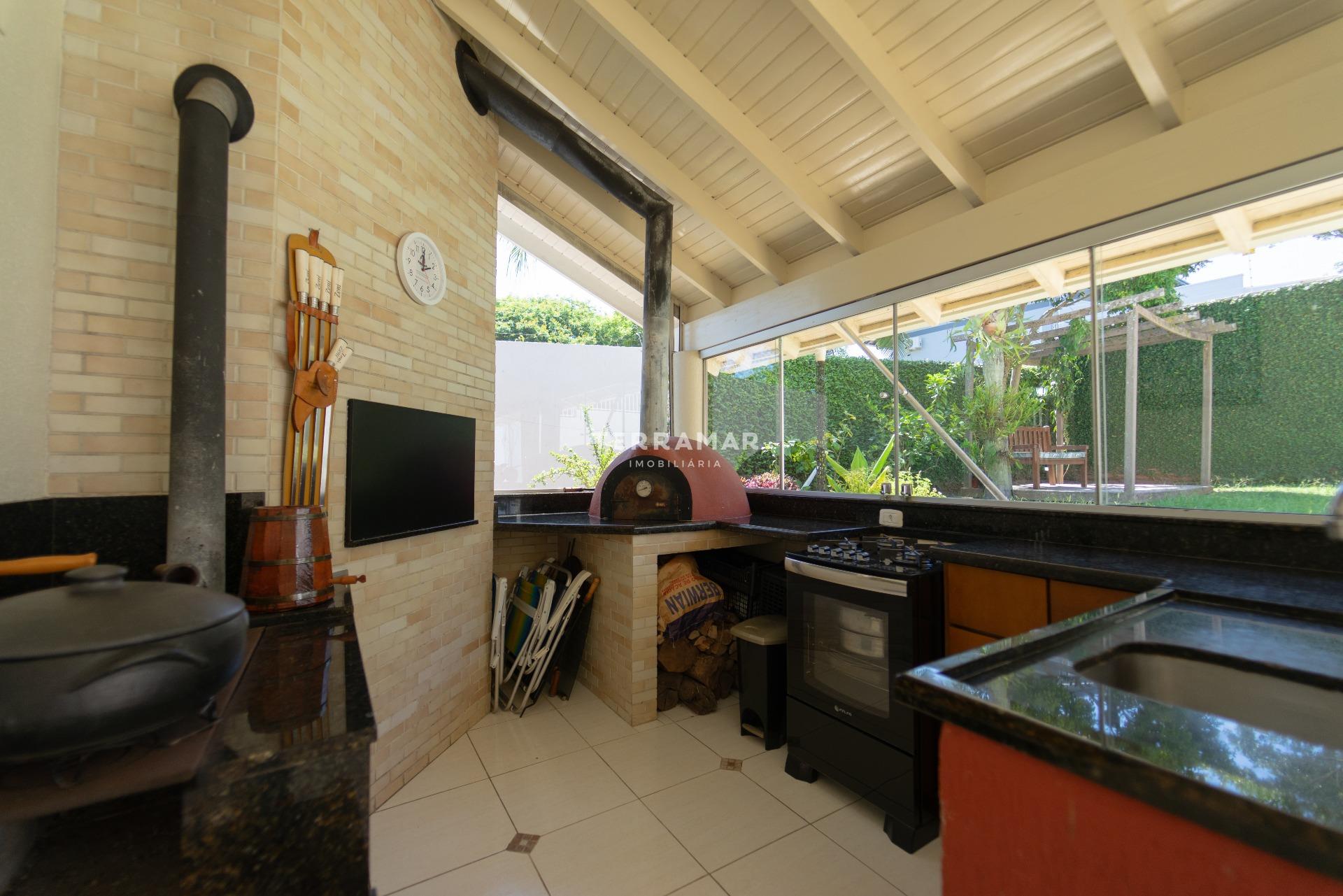 Casa à venda no Canudos: 