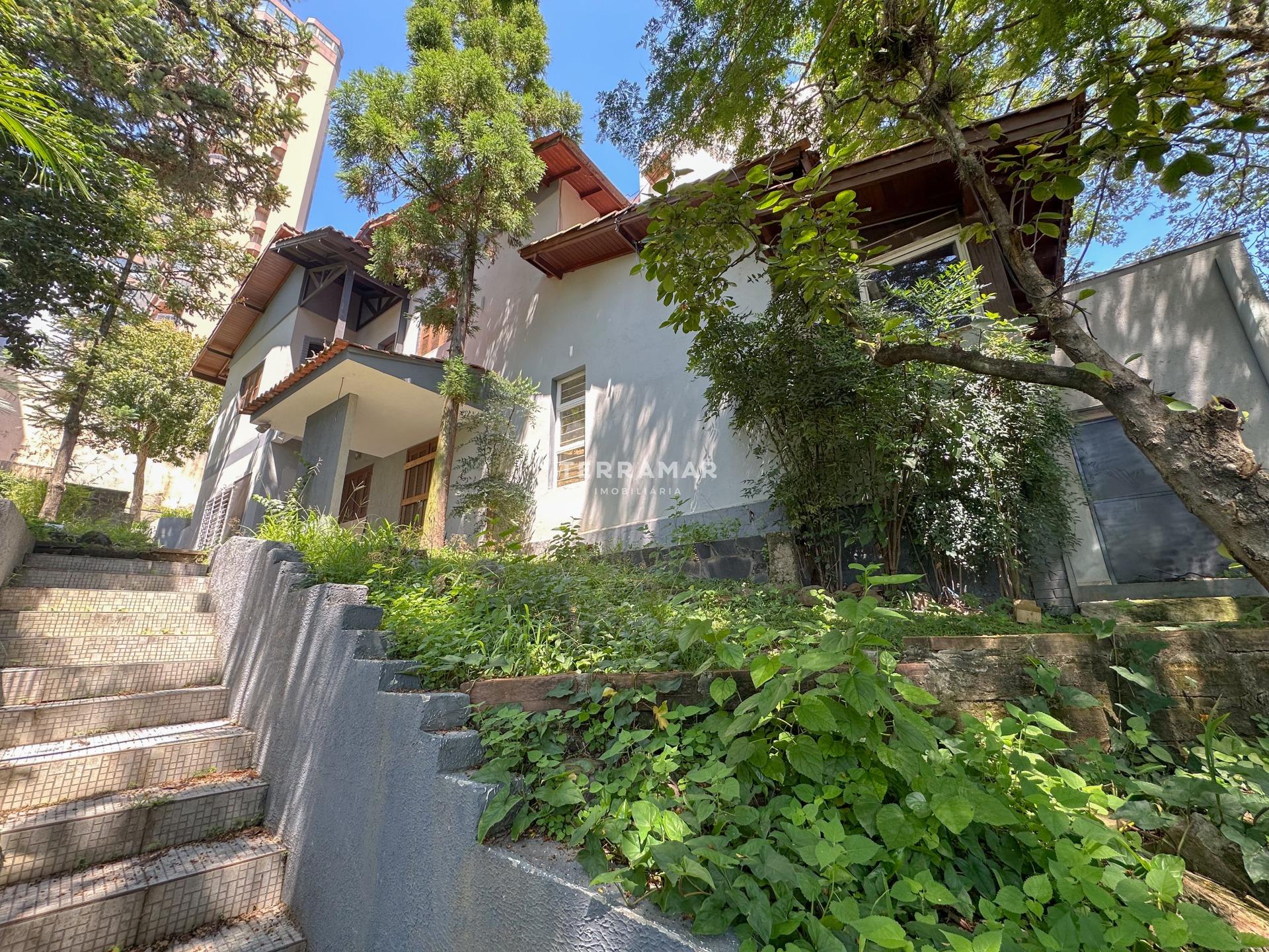 Casa Comercial à venda no Centro: 