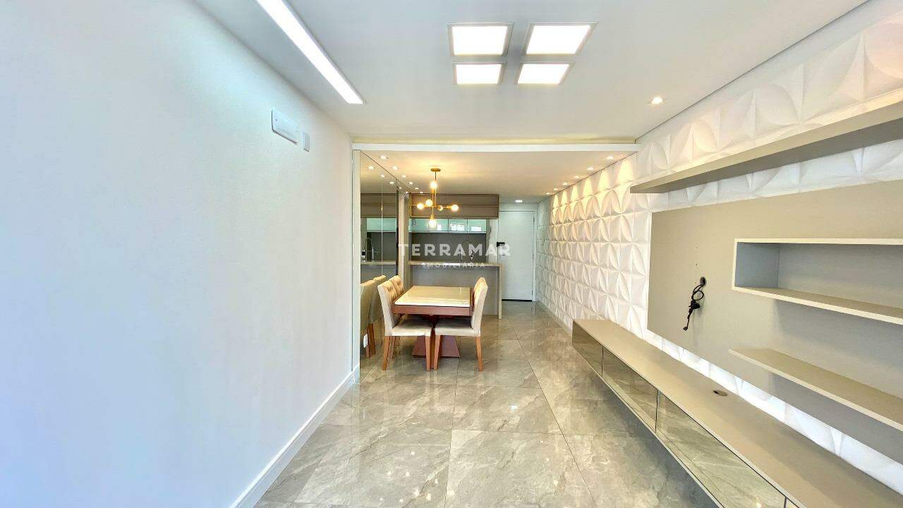 Apartamento para aluguel no Centro: 