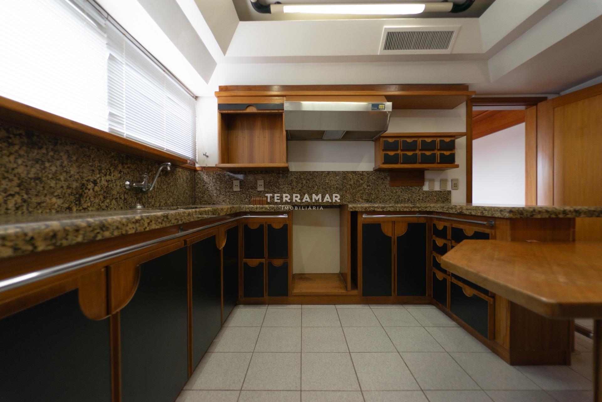 Apartamento para aluguel no Centro: 