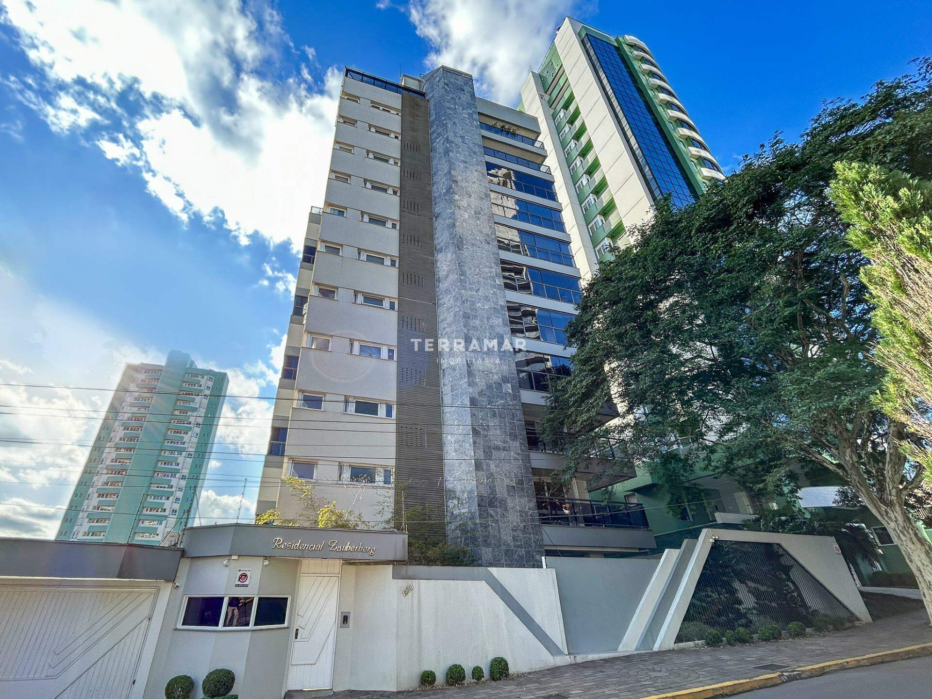 Apartamento para aluguel no Centro: 