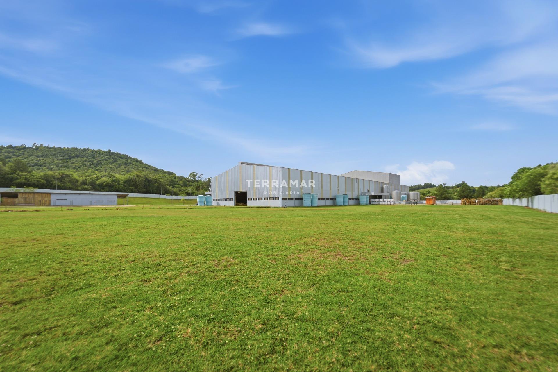 Prédio para aluguel no Conceição: 