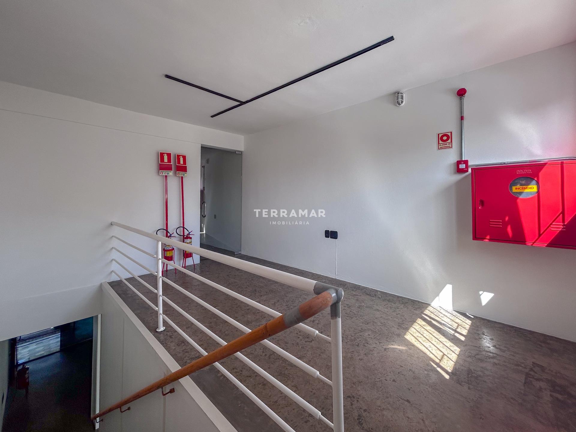 Loja à venda no Jardim Mauá: 