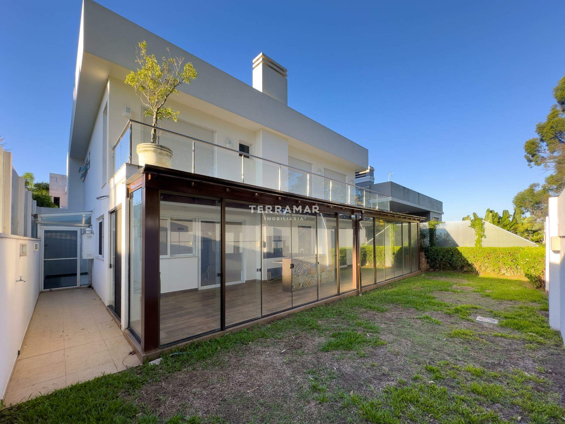 Casa em condomínio à venda no Canudos: 