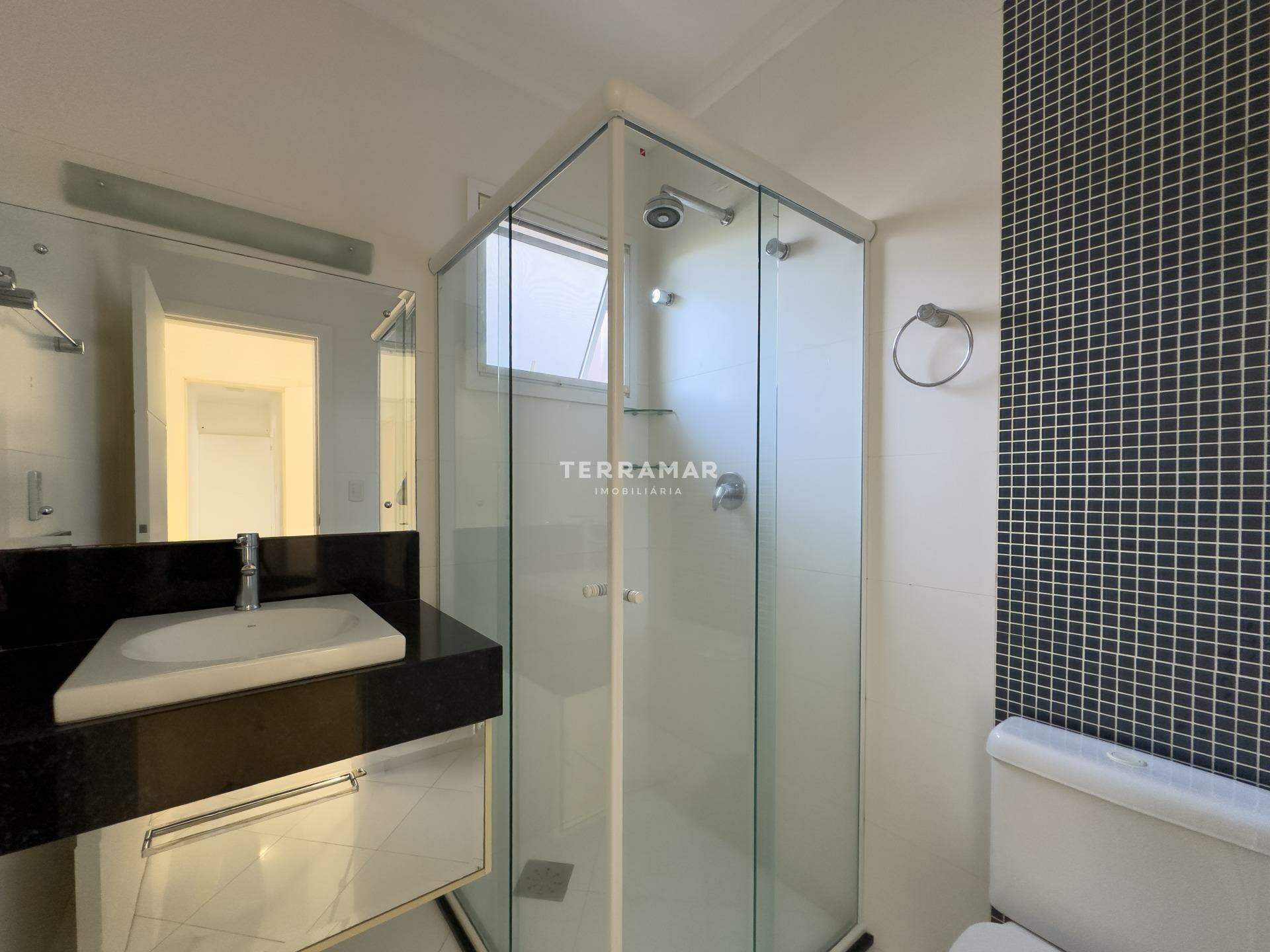 Casa em condomínio à venda no Canudos: 