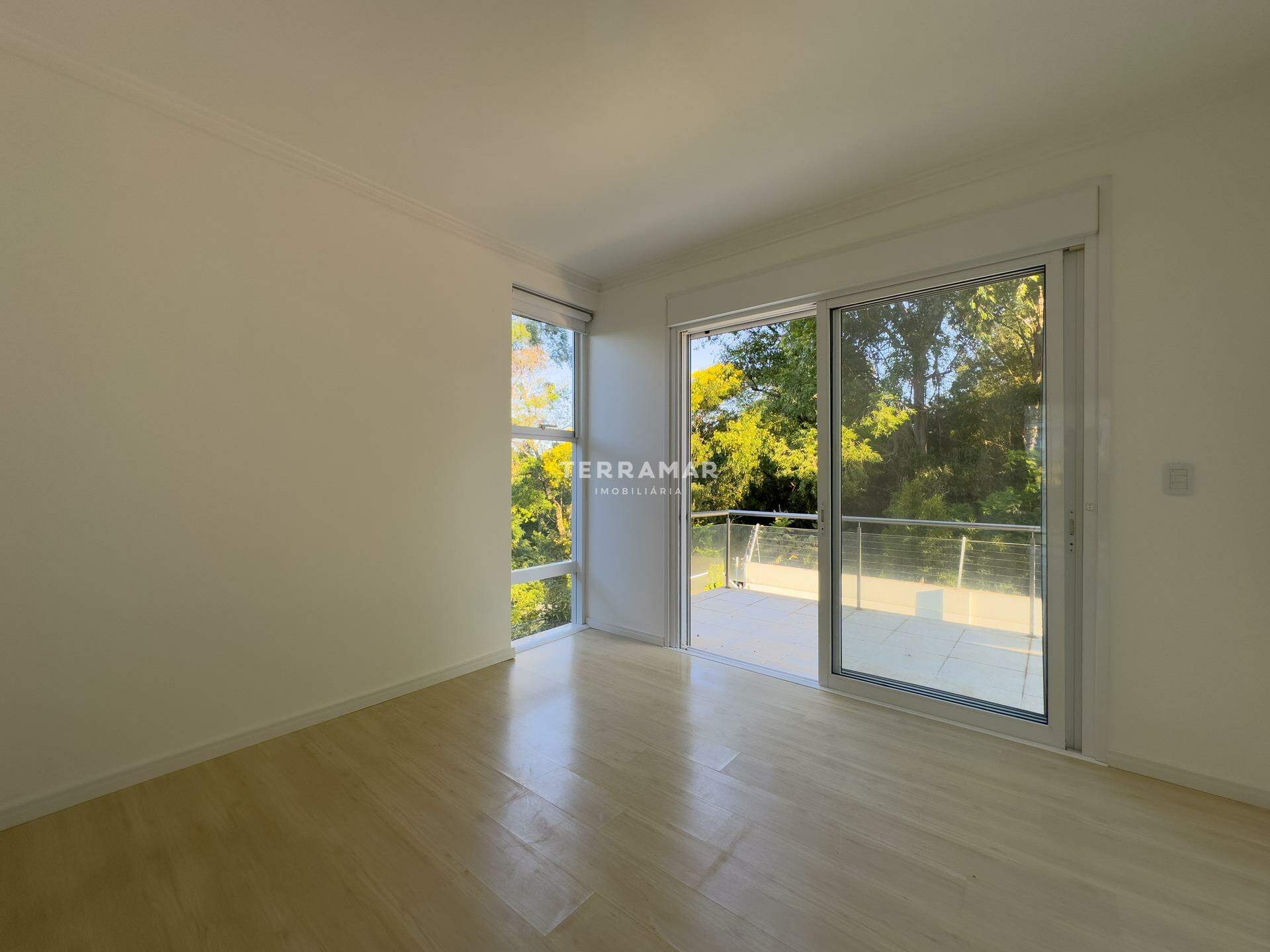 Casa em condomínio à venda no Canudos: 