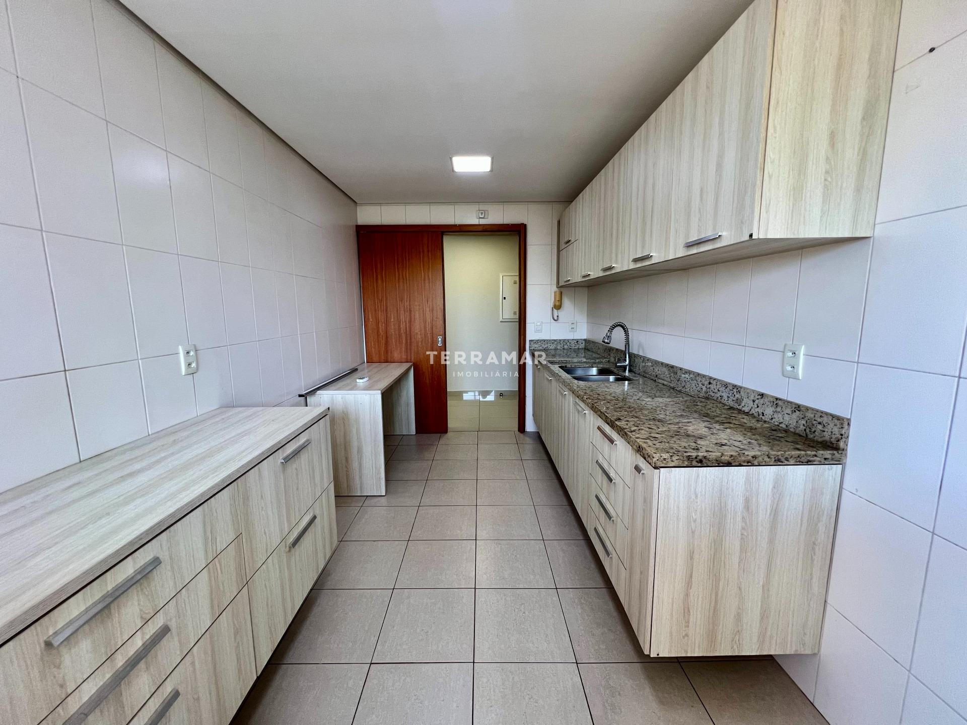 Apartamento para aluguel no Centro: 