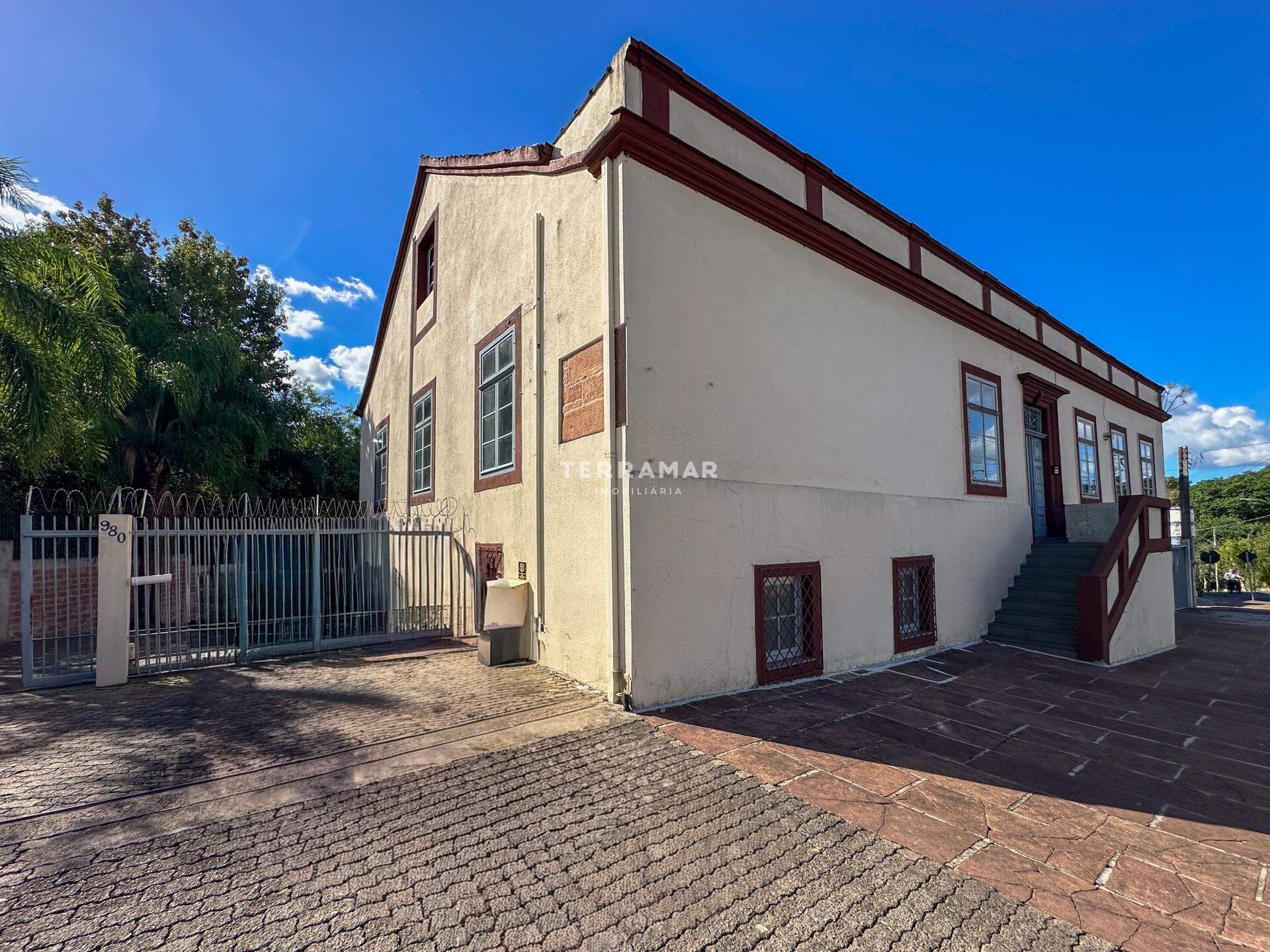 Prédio à venda no Hamburgo Velho: 