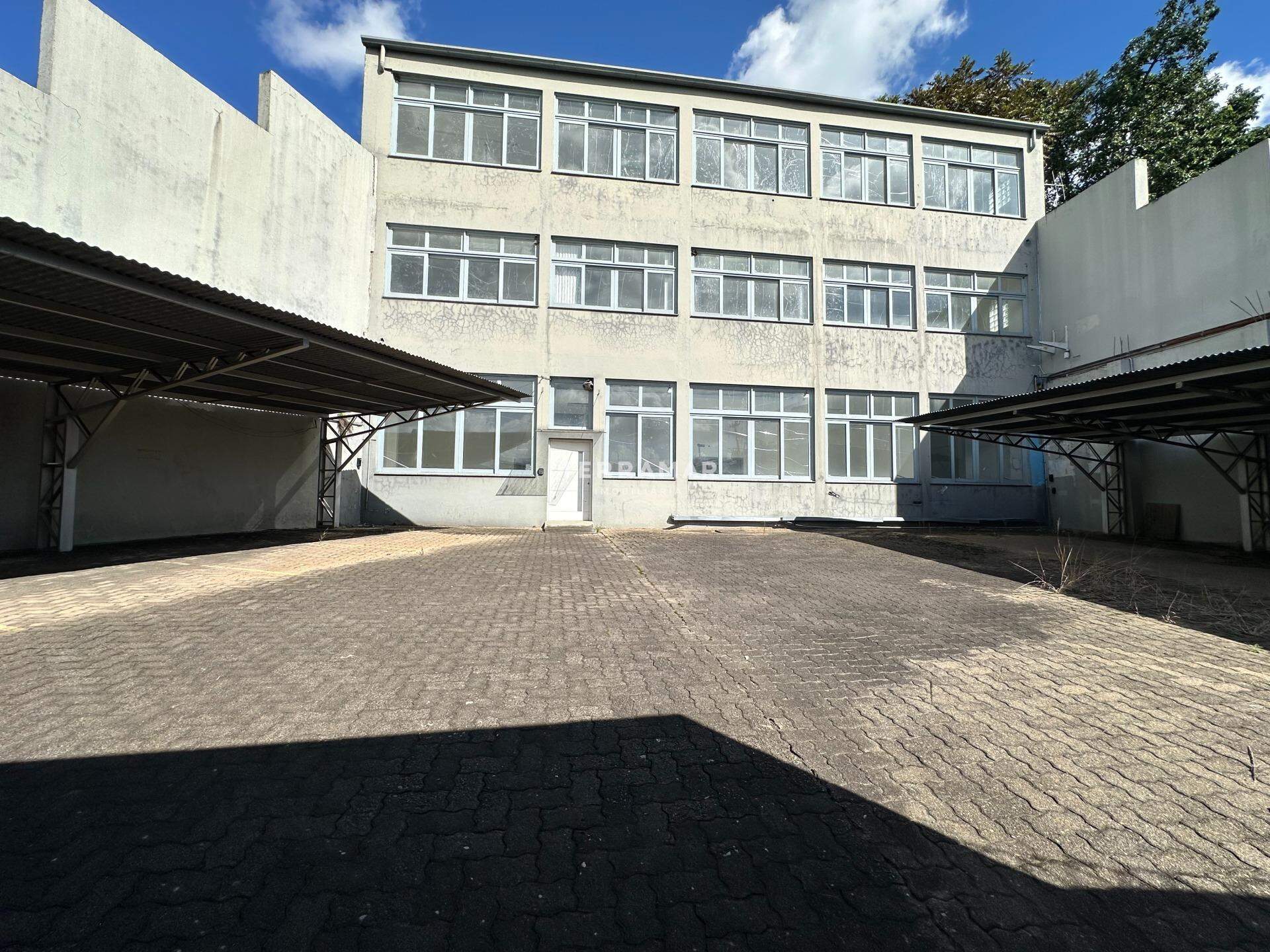 Prédio à venda no Hamburgo Velho: 