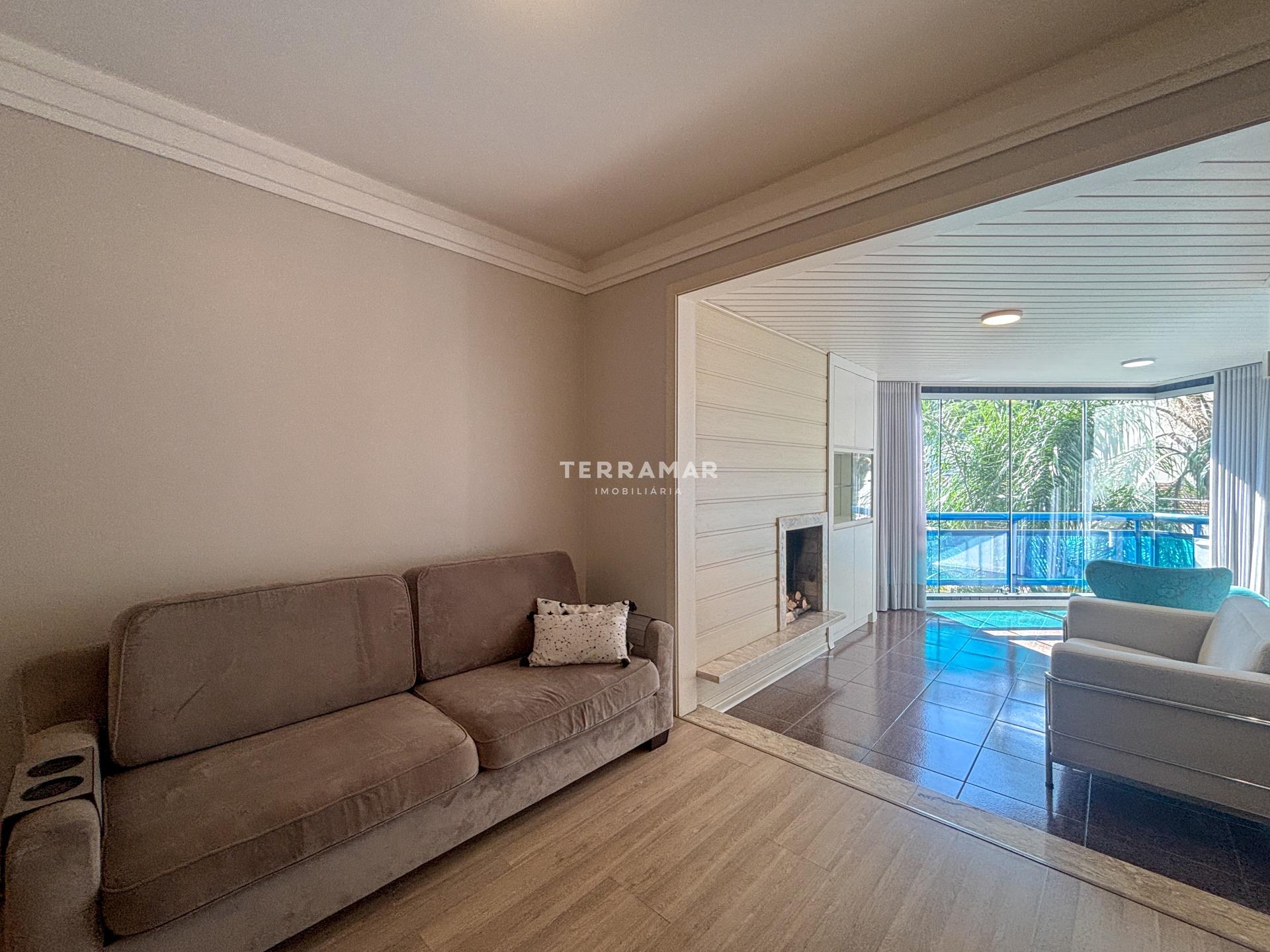 Apartamento para aluguel no Centro: 