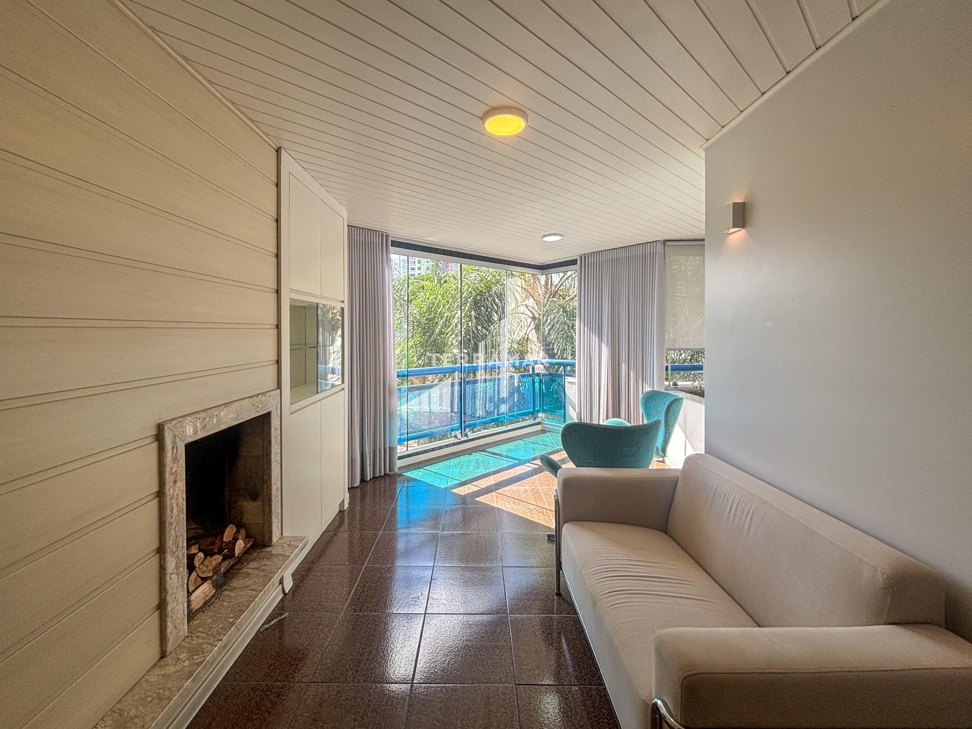 Apartamento para aluguel no Centro: 