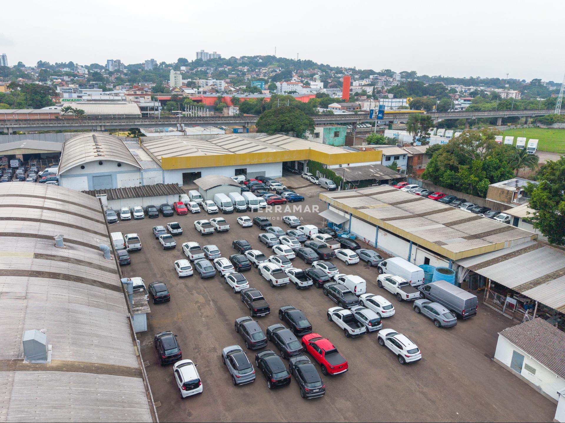 Prédio à venda no Ideal: 