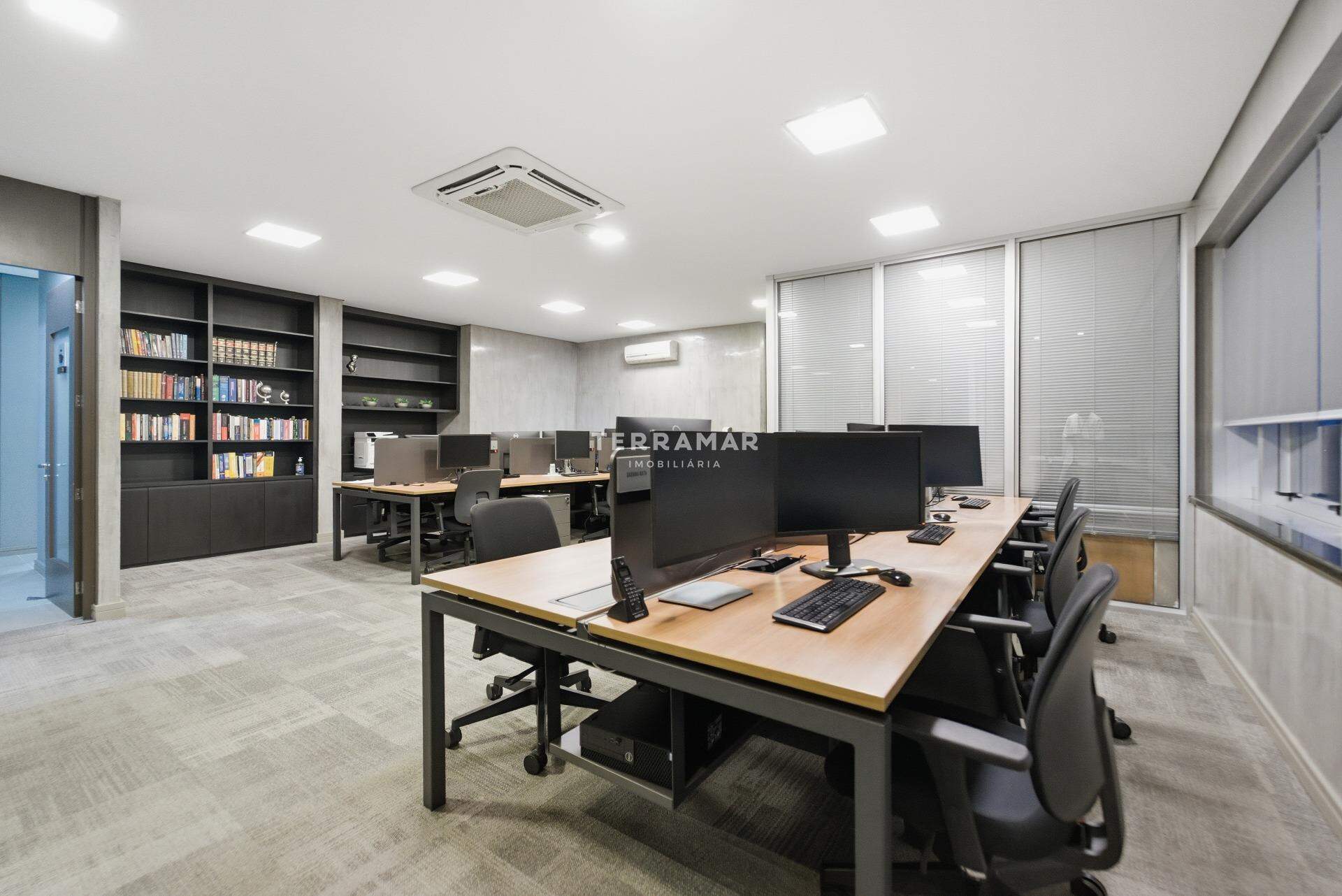 Sala comercial à venda no Centro: 
