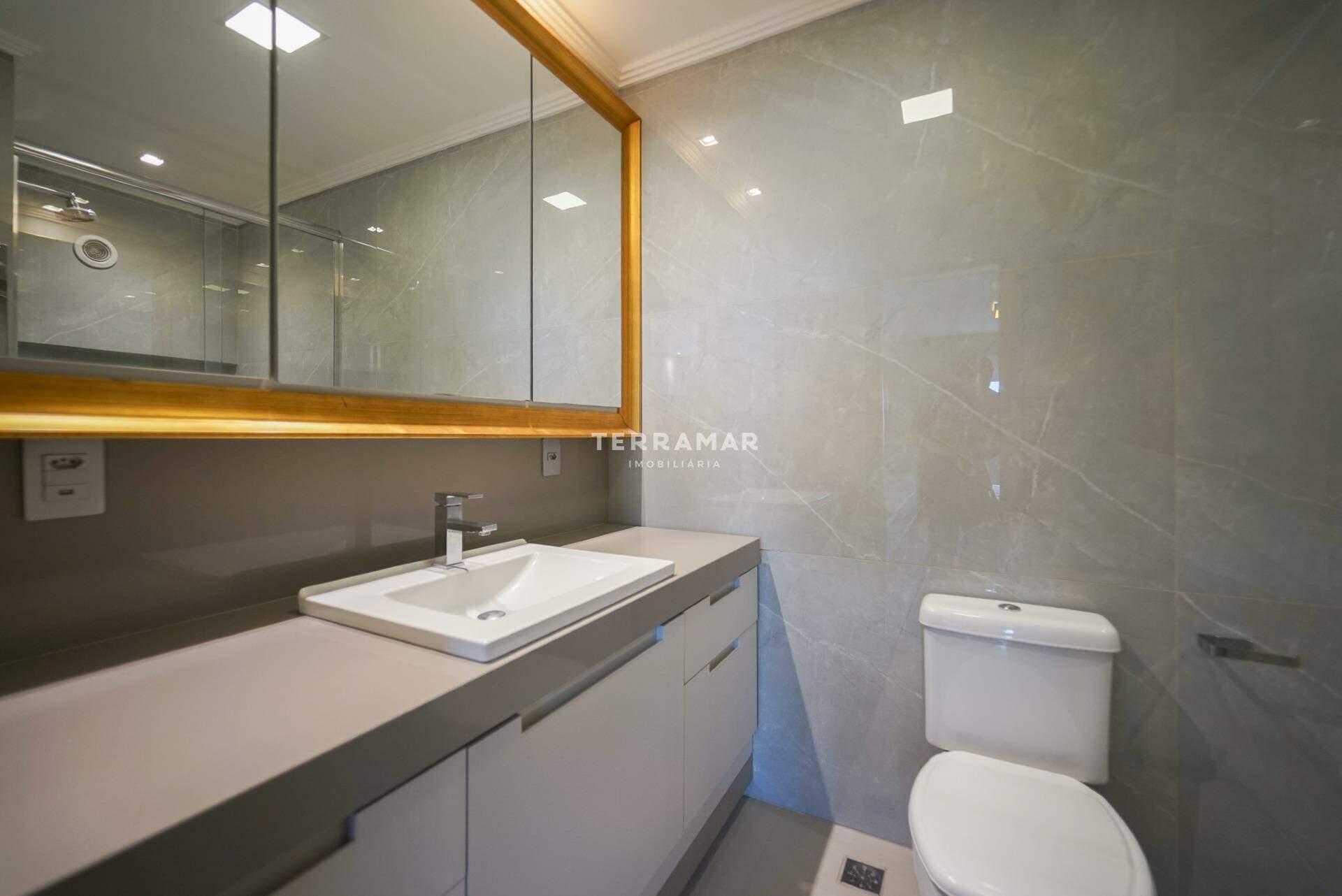 Apartamento para aluguel no Centro: 