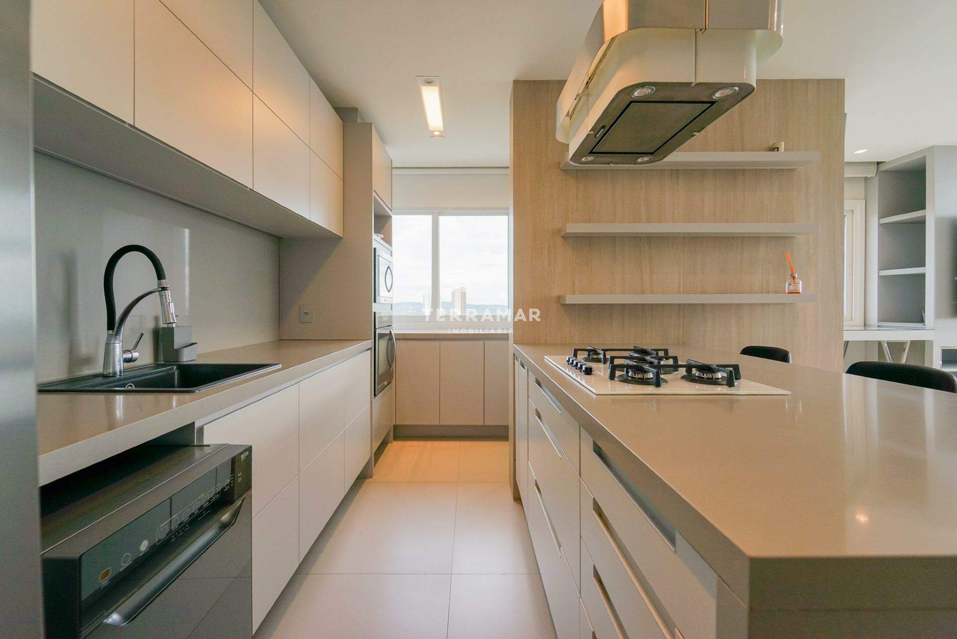 Apartamento para aluguel no Centro: 