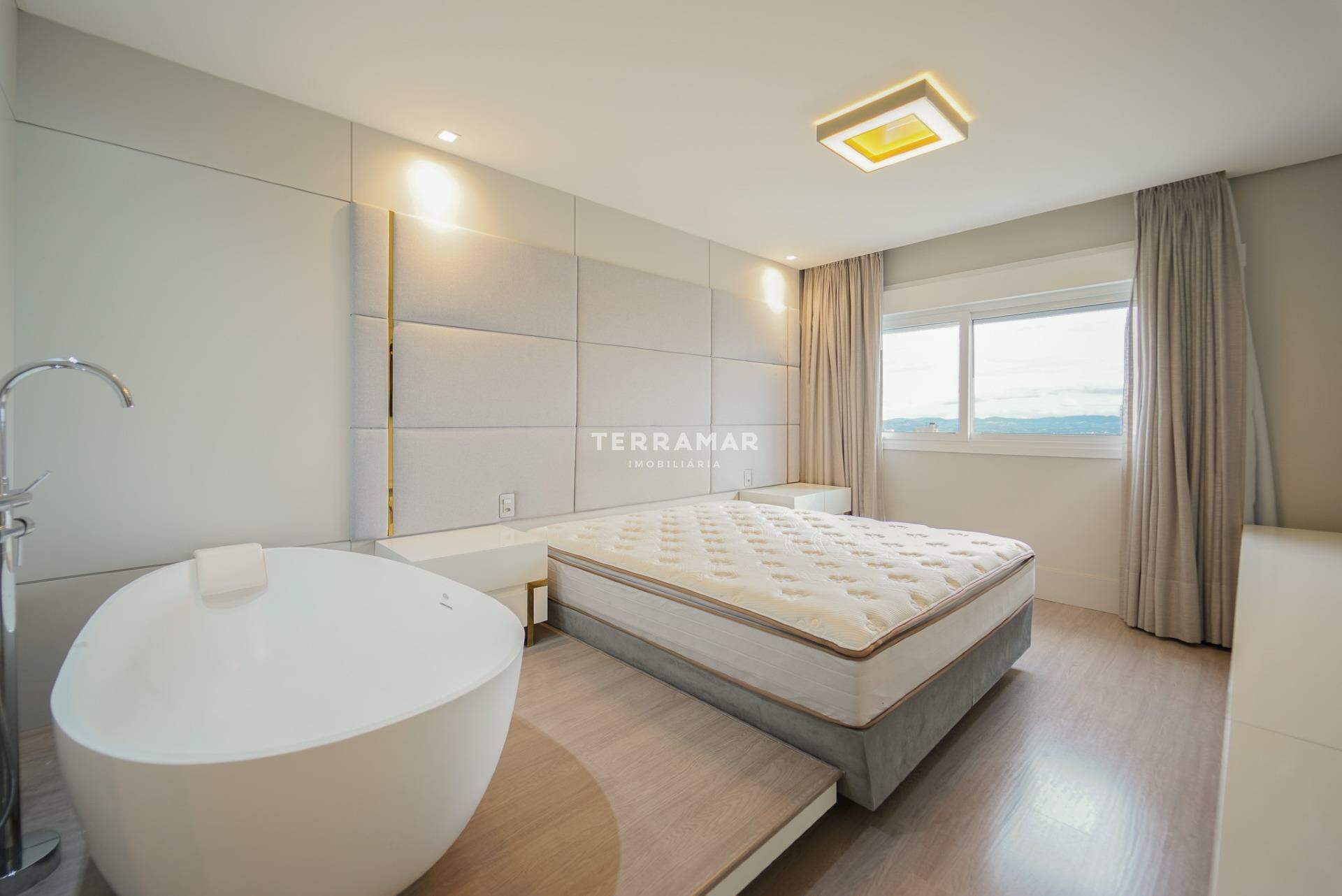 Apartamento para aluguel no Centro: 