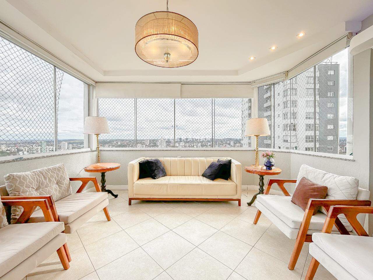 Apartamento Duplex à venda no Centro: 