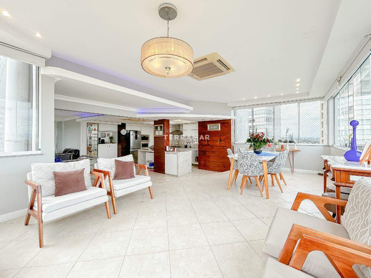 Apartamento Duplex à venda no Centro: 