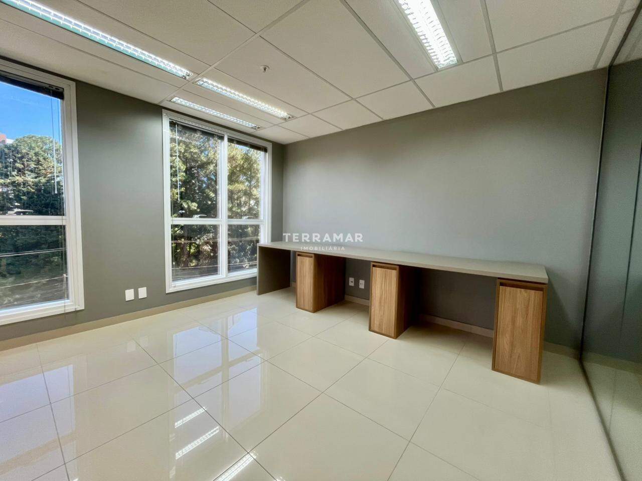 Sala para aluguel no Jardim Mauá: 