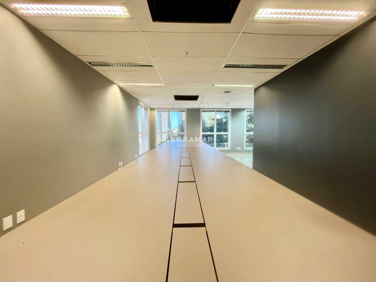 Sala para aluguel no Jardim Mauá: 