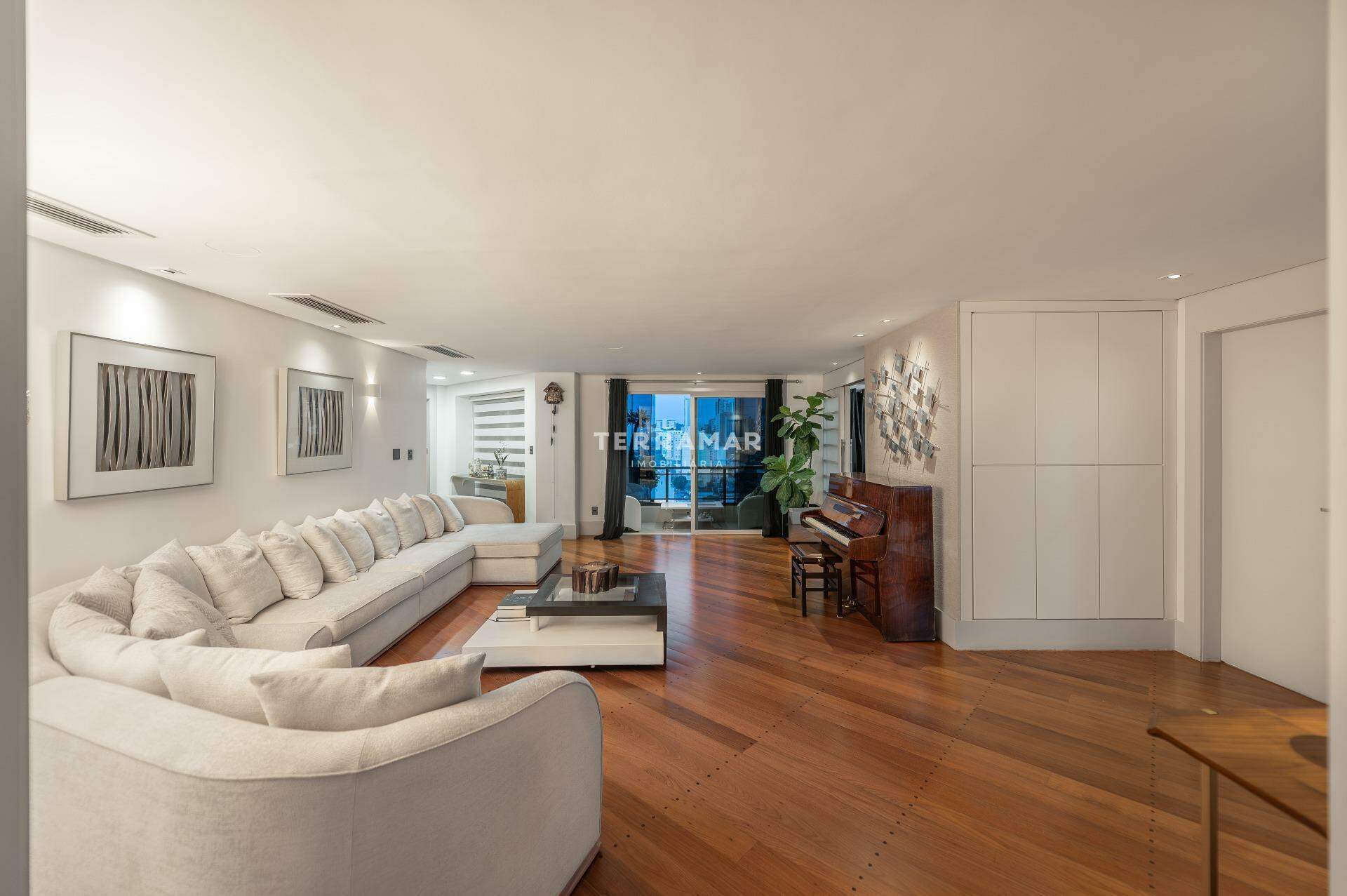 Apartamento à venda no Vila Rosa: 