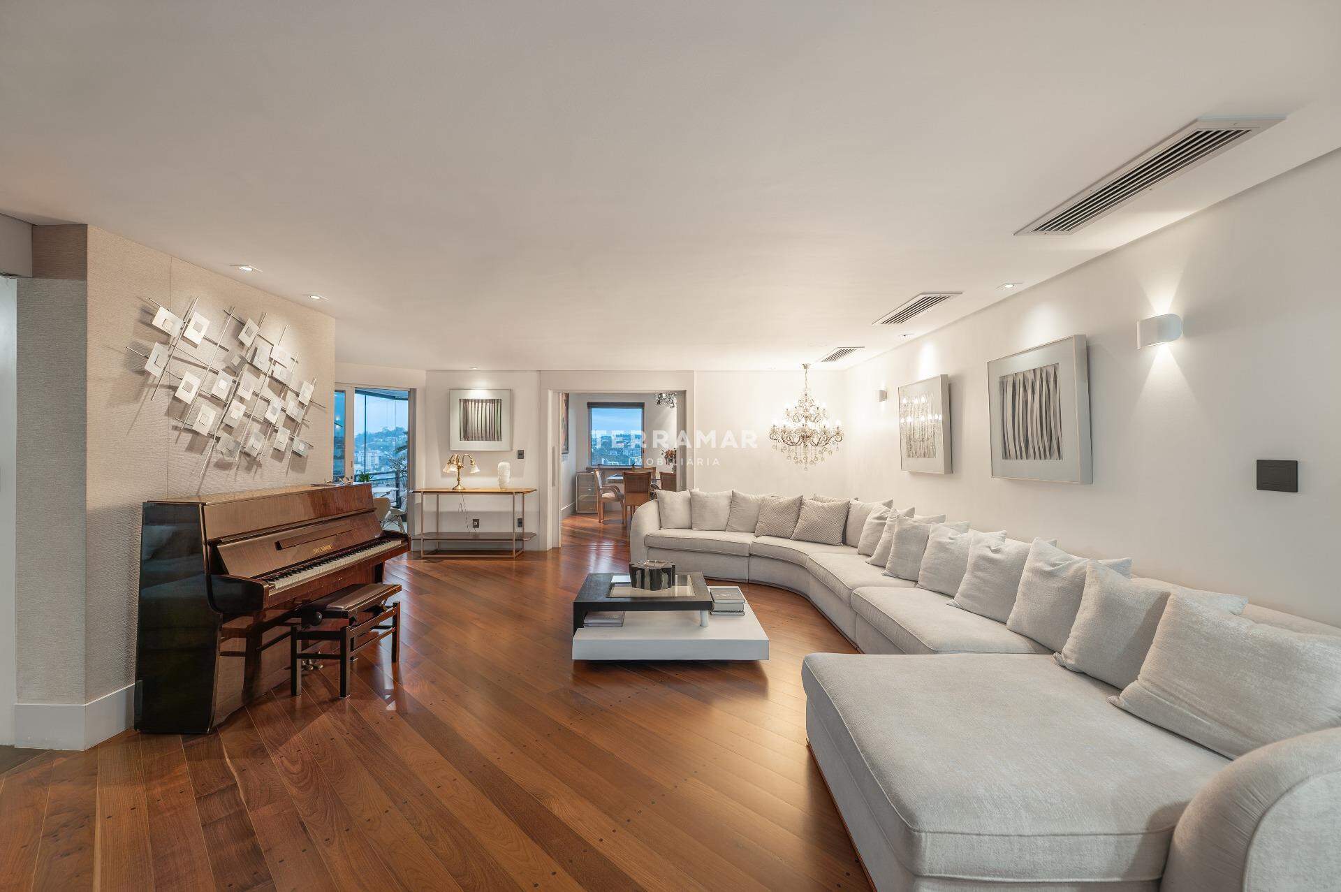 Apartamento à venda no Vila Rosa: 