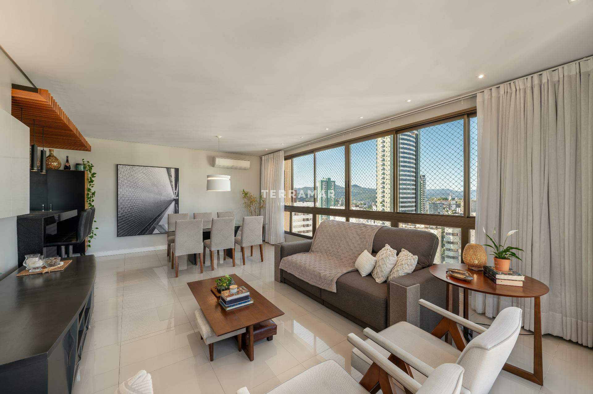 Apartamento à venda no Centro: