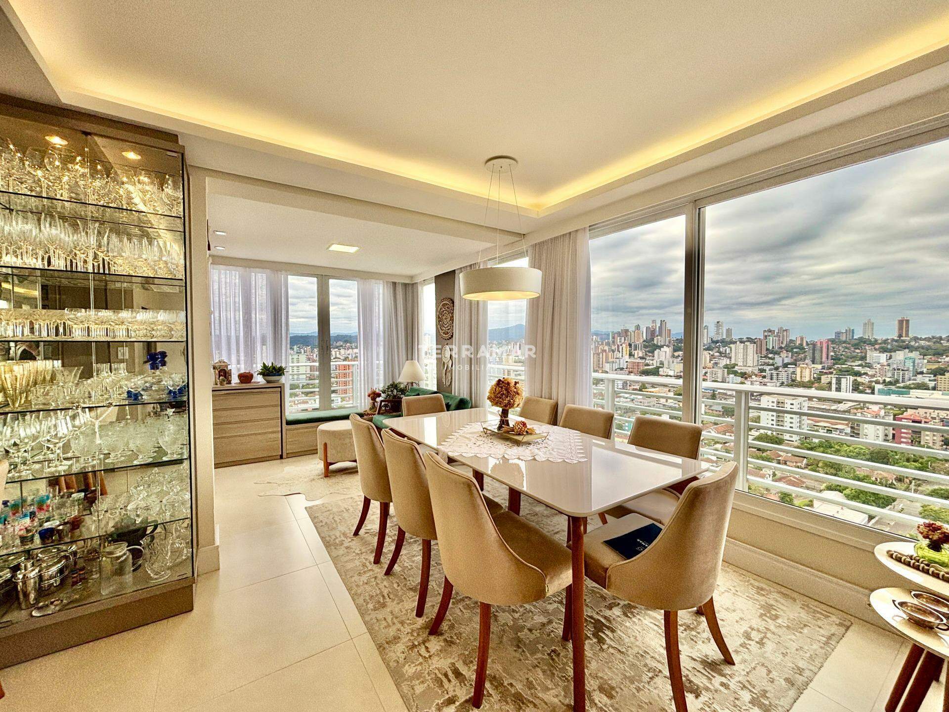Apartamento à venda no Ideal: 