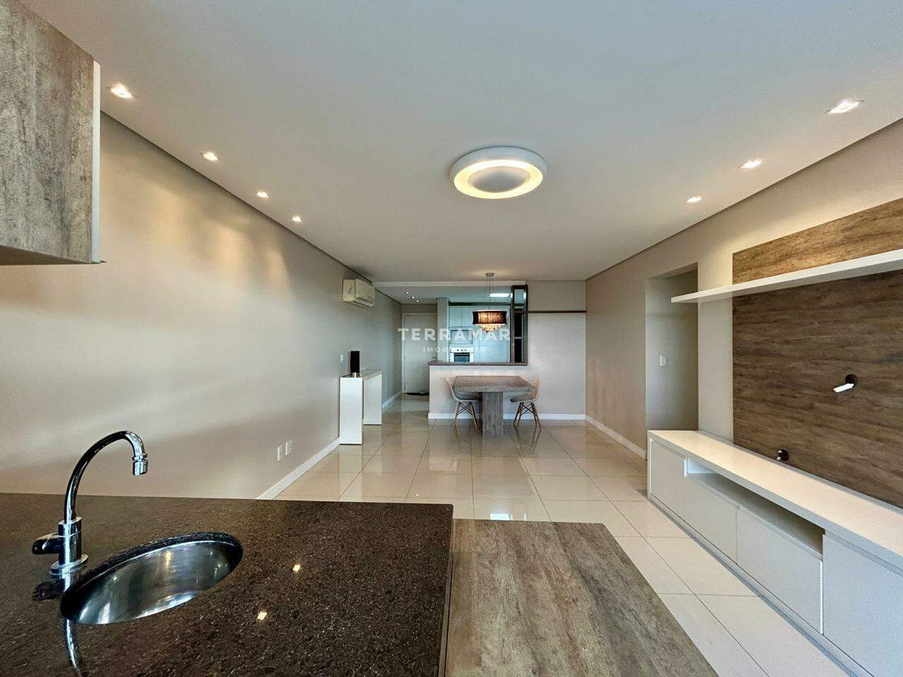 Apartamento para aluguel no Centro: 