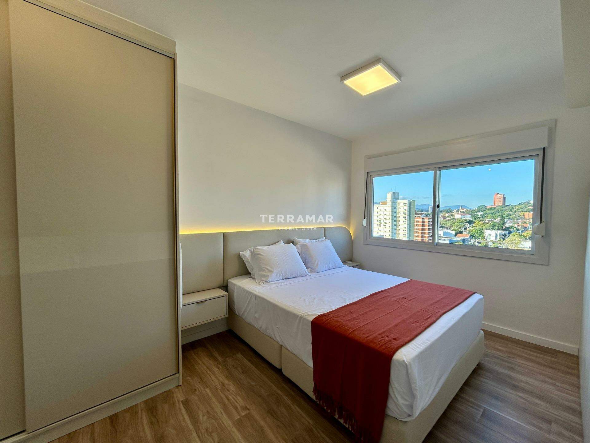 Apartamento para aluguel no Centro: 