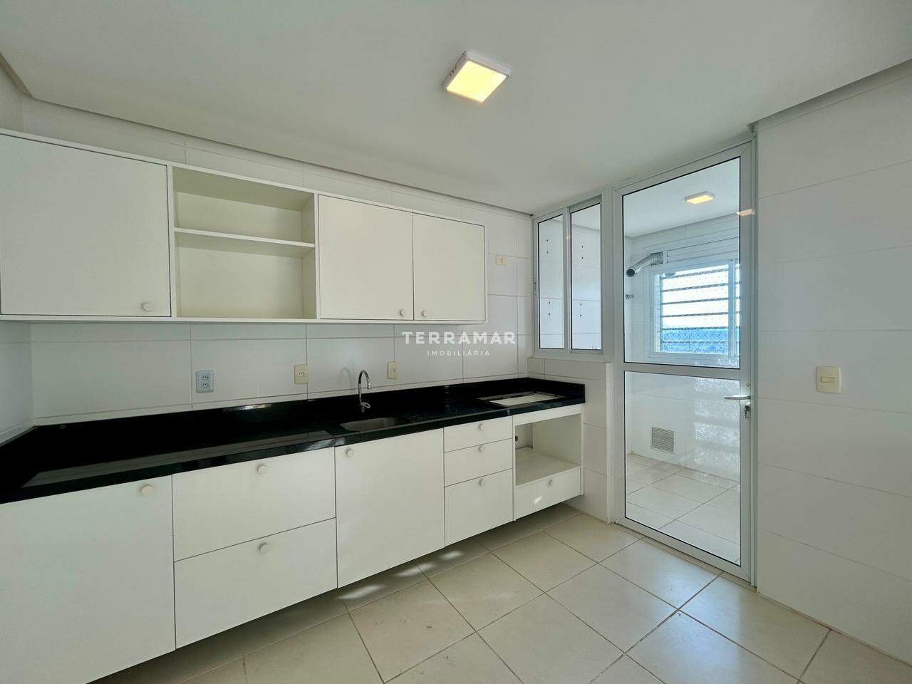 Apartamento para aluguel no Centro: 