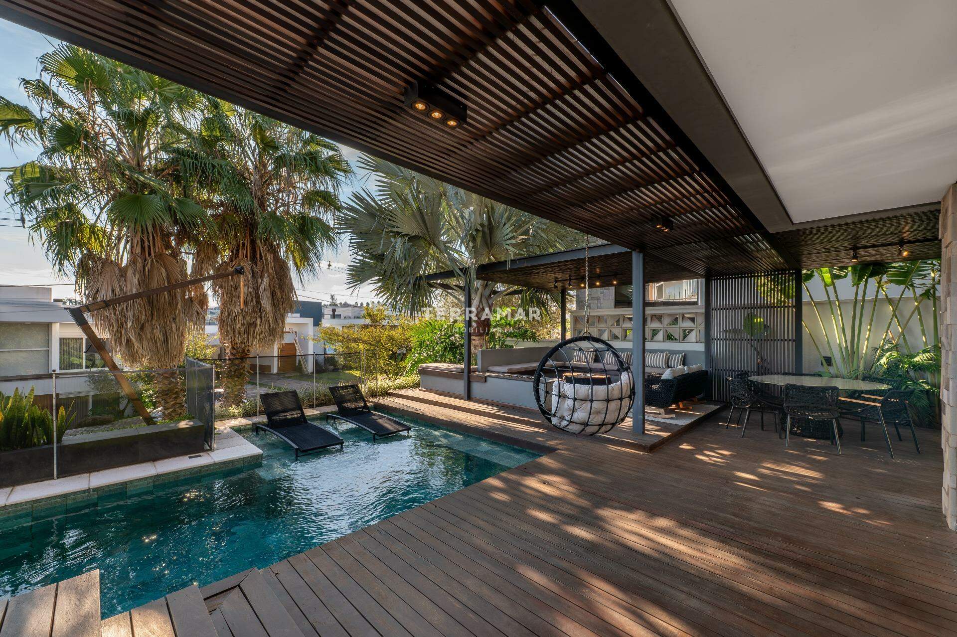 Casa em condomínio à venda no Encosta do Sol: 