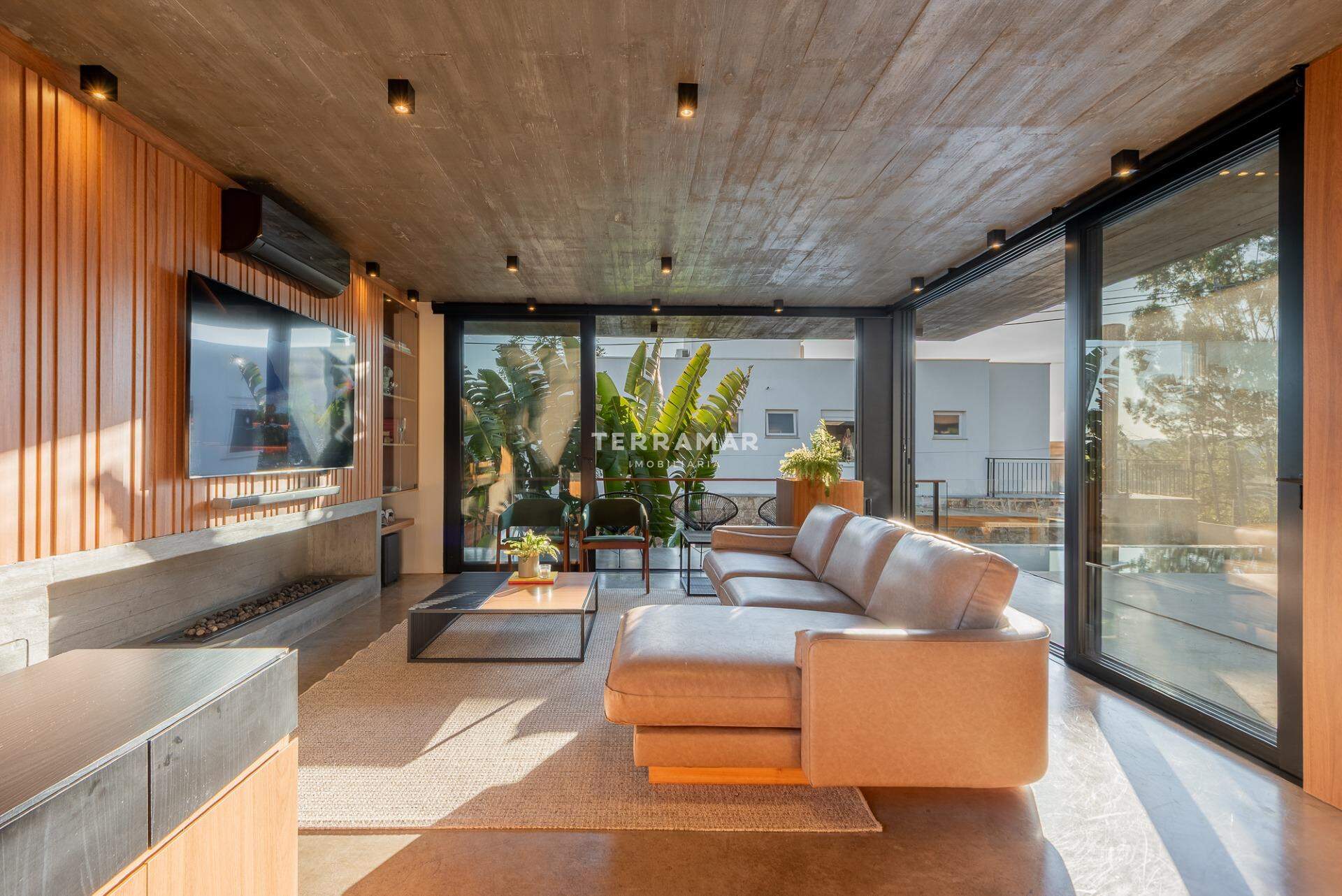 Casa em condomínio à venda no Encosta do Sol: 