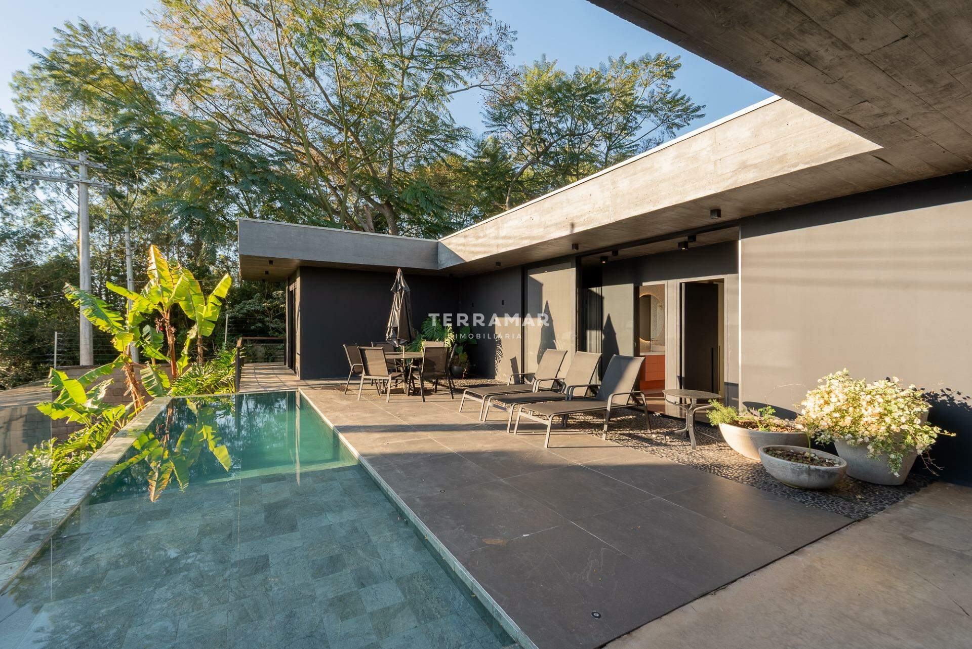 Casa em condomínio à venda no Encosta do Sol: 