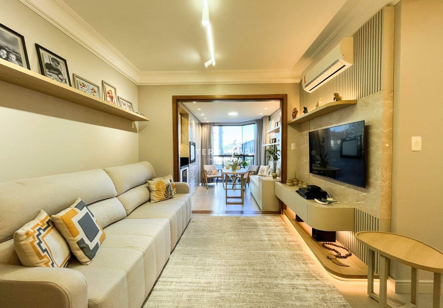 Apartamento à venda no Rio Branco: 