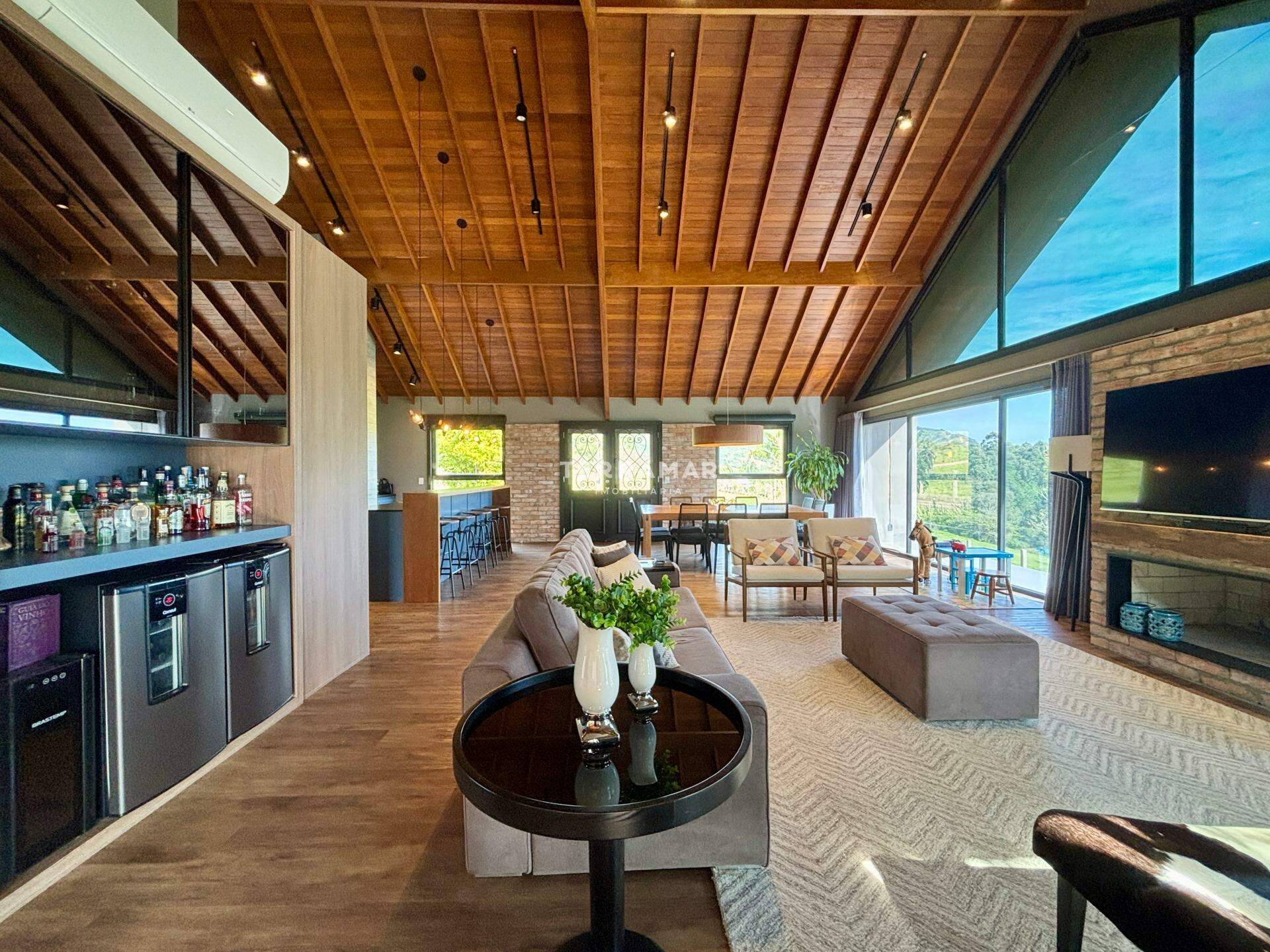 Casa em condomínio à venda no Lomba Grande: