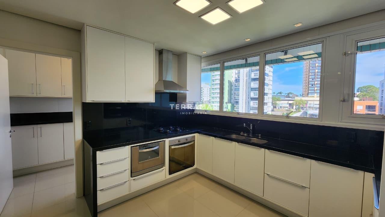 Apartamento para aluguel no Centro: 